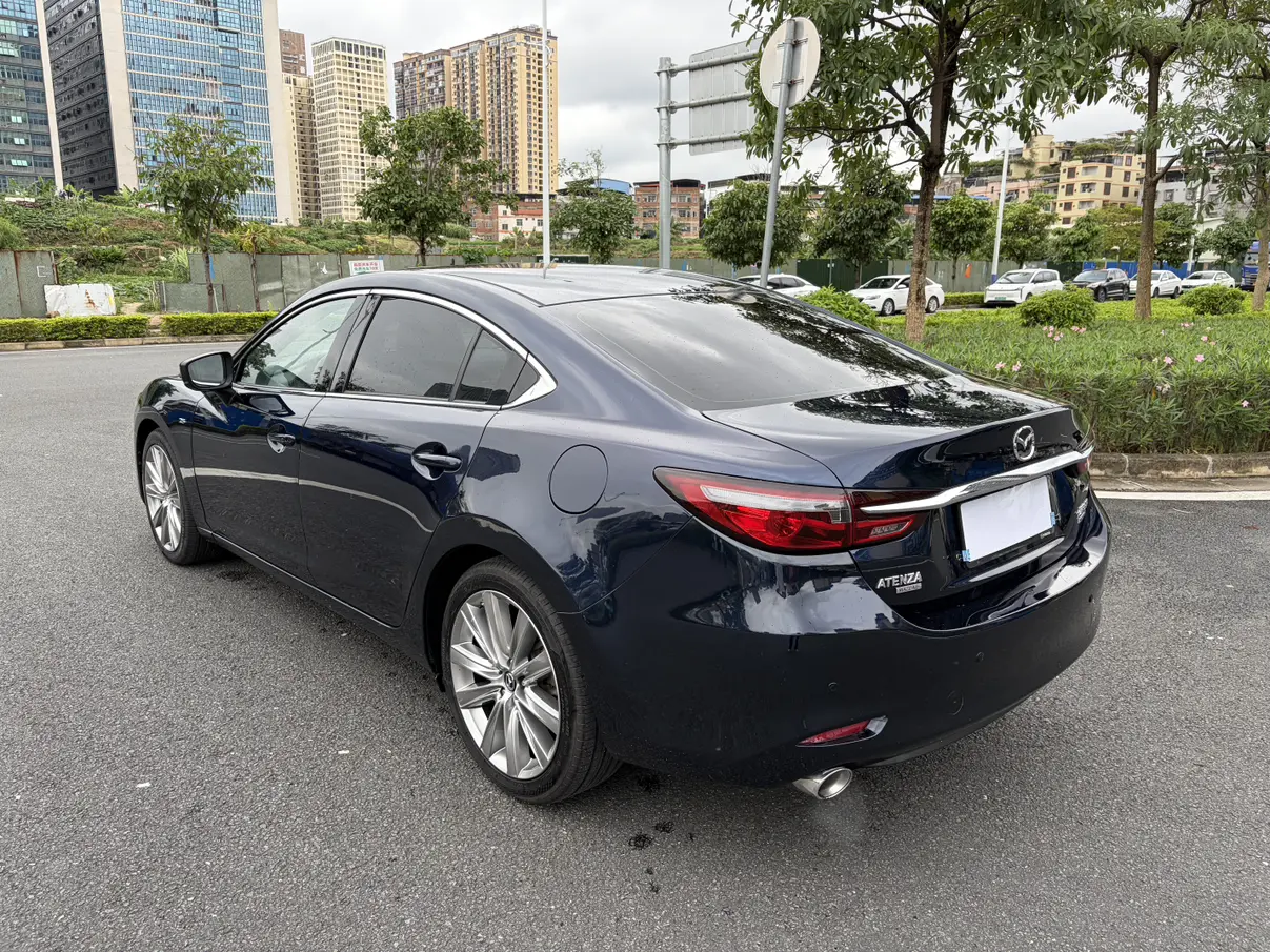 Mazda Atenza