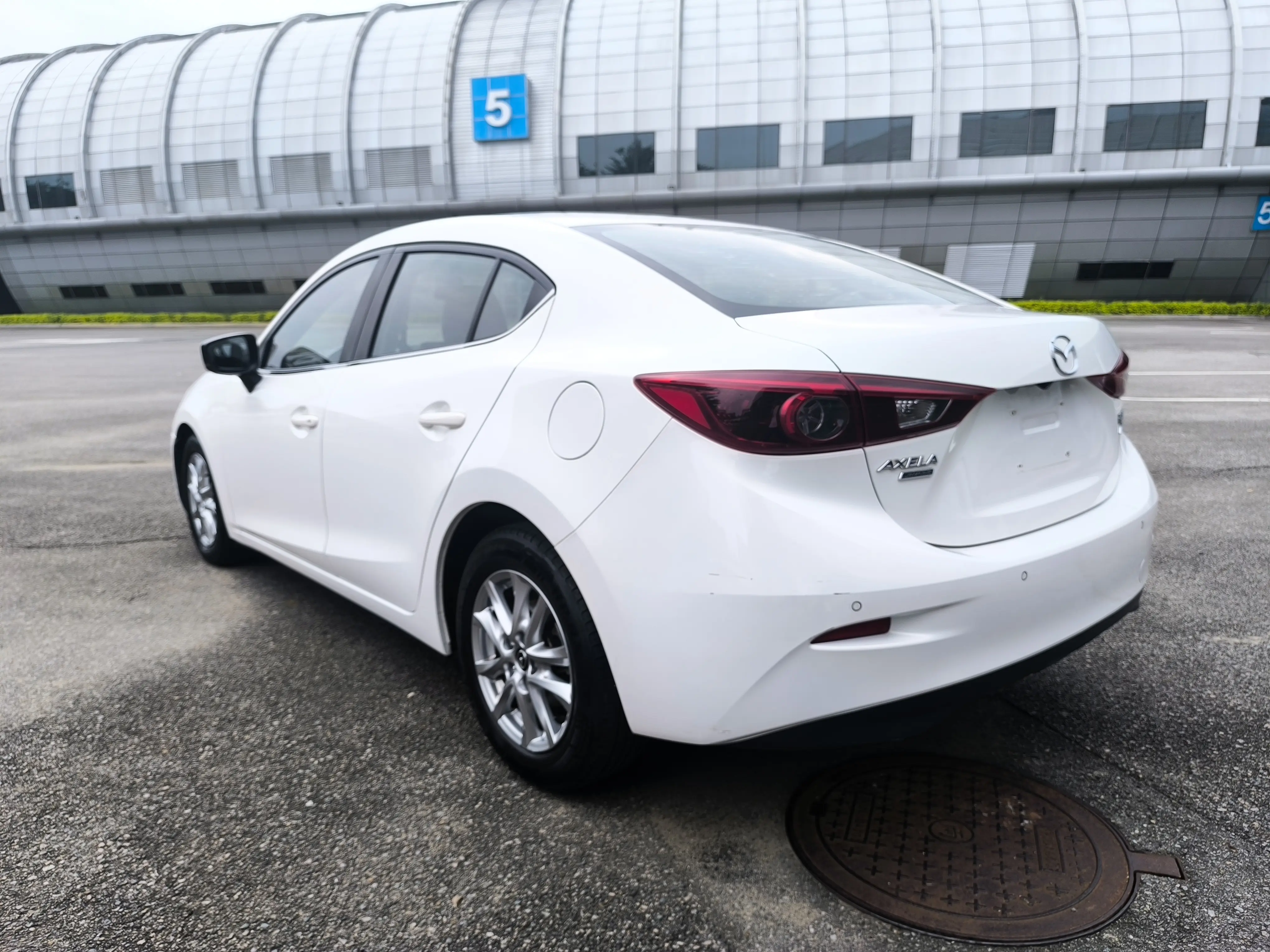 Mazda Axela