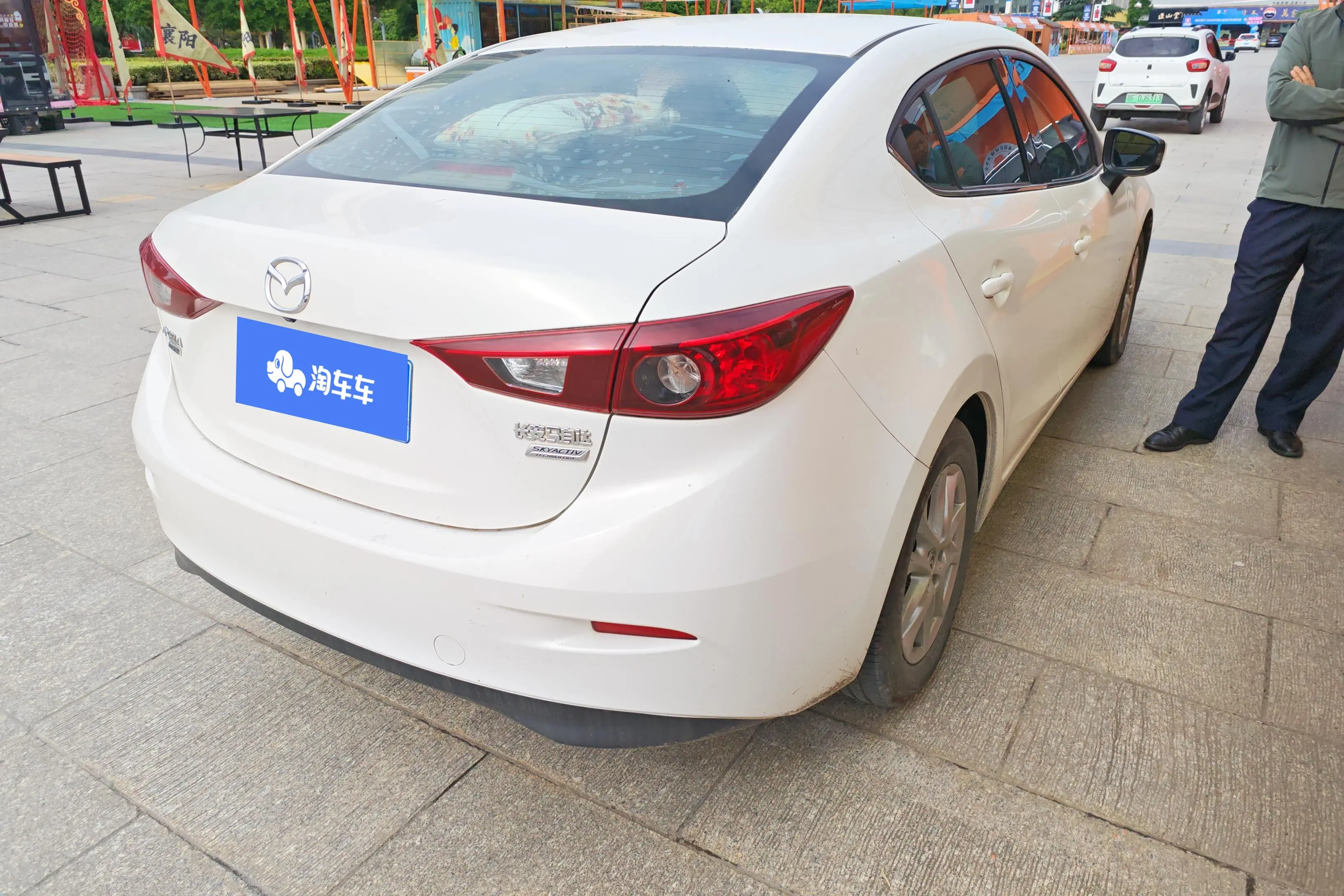 Mazda Axela