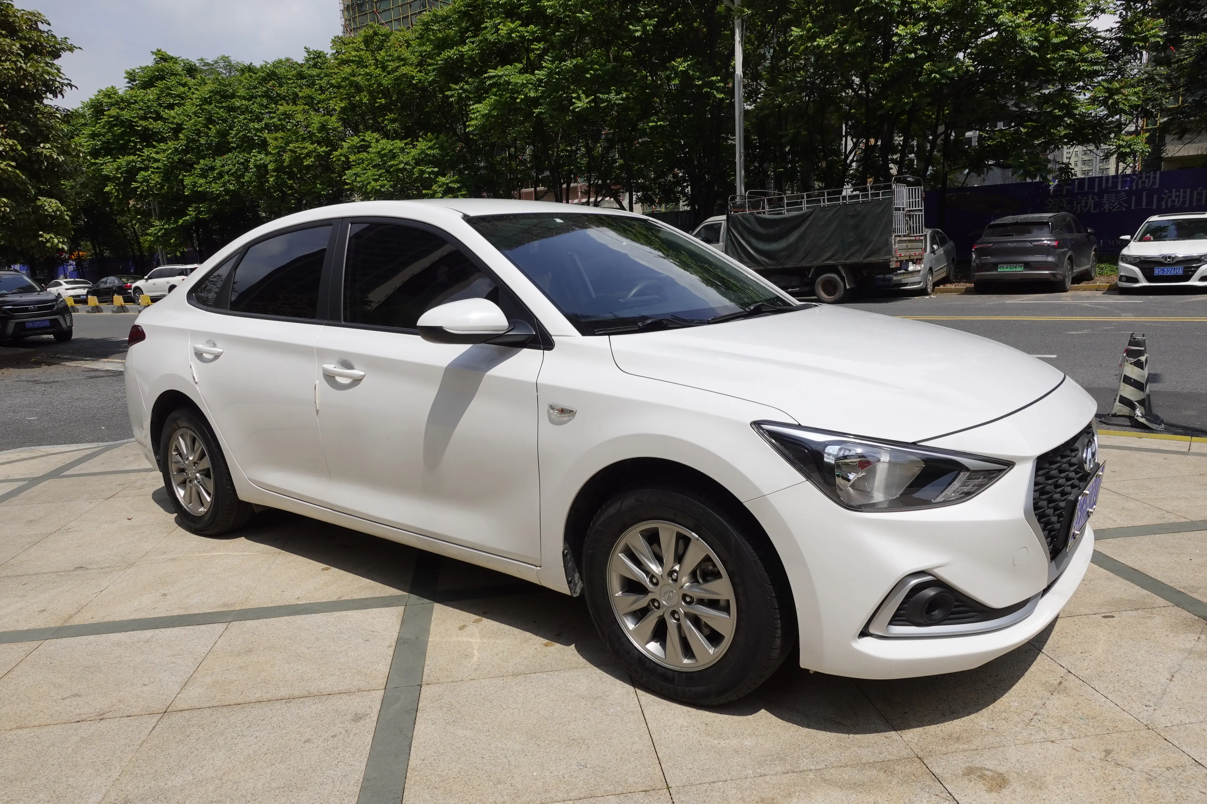 Hyundai Joyful