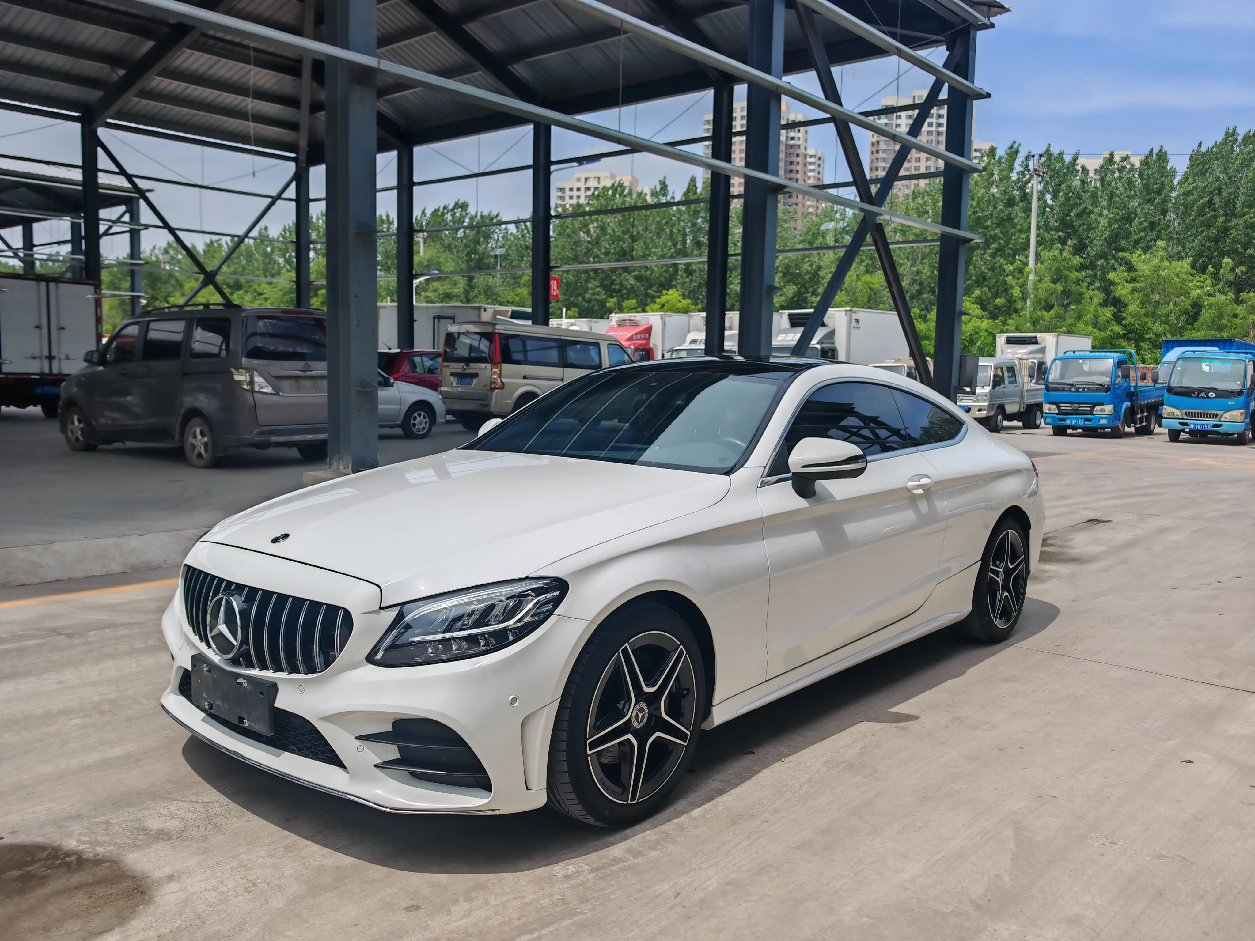 Mercedes-Benz C-Class