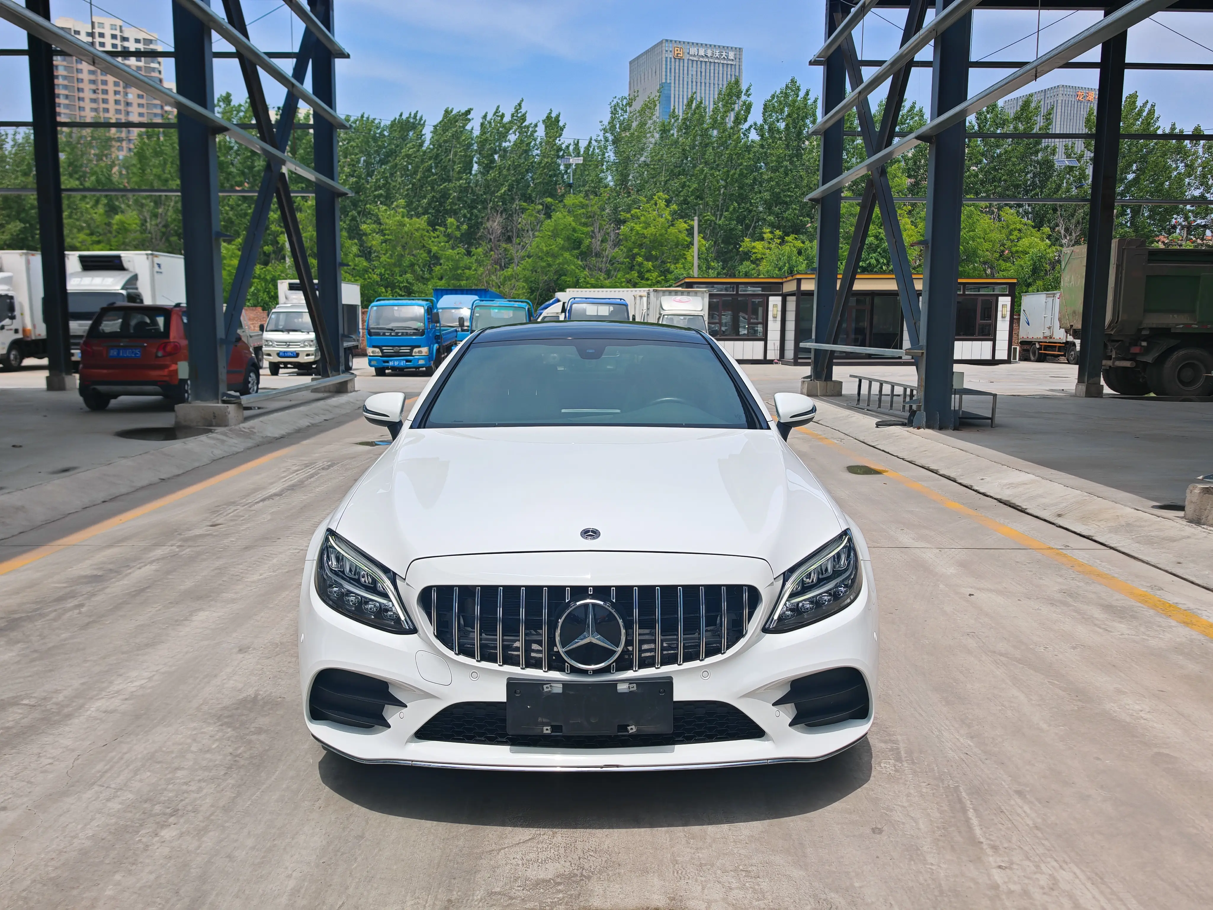 Mercedes-Benz C-Class
