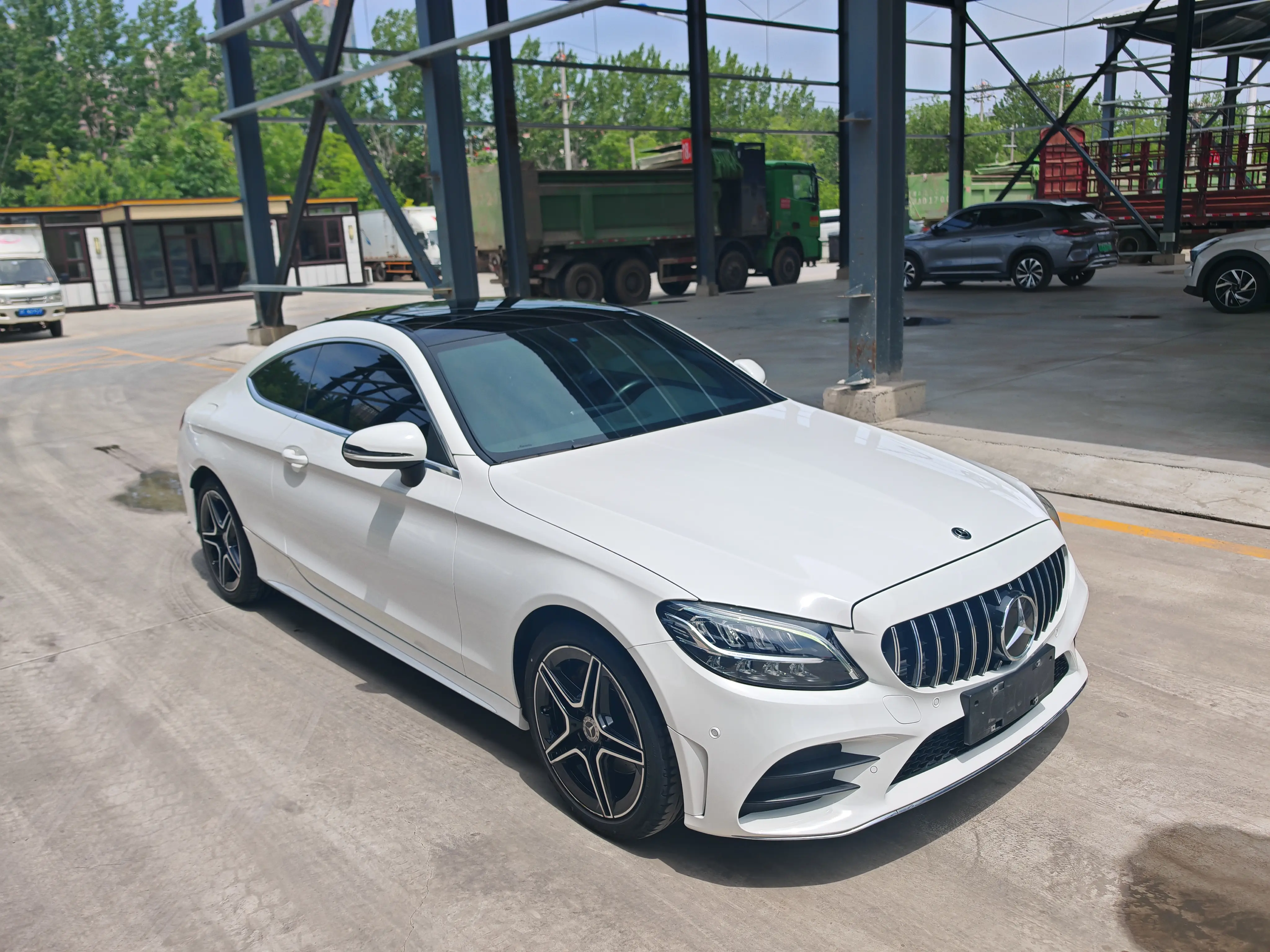 Mercedes-Benz C-Class