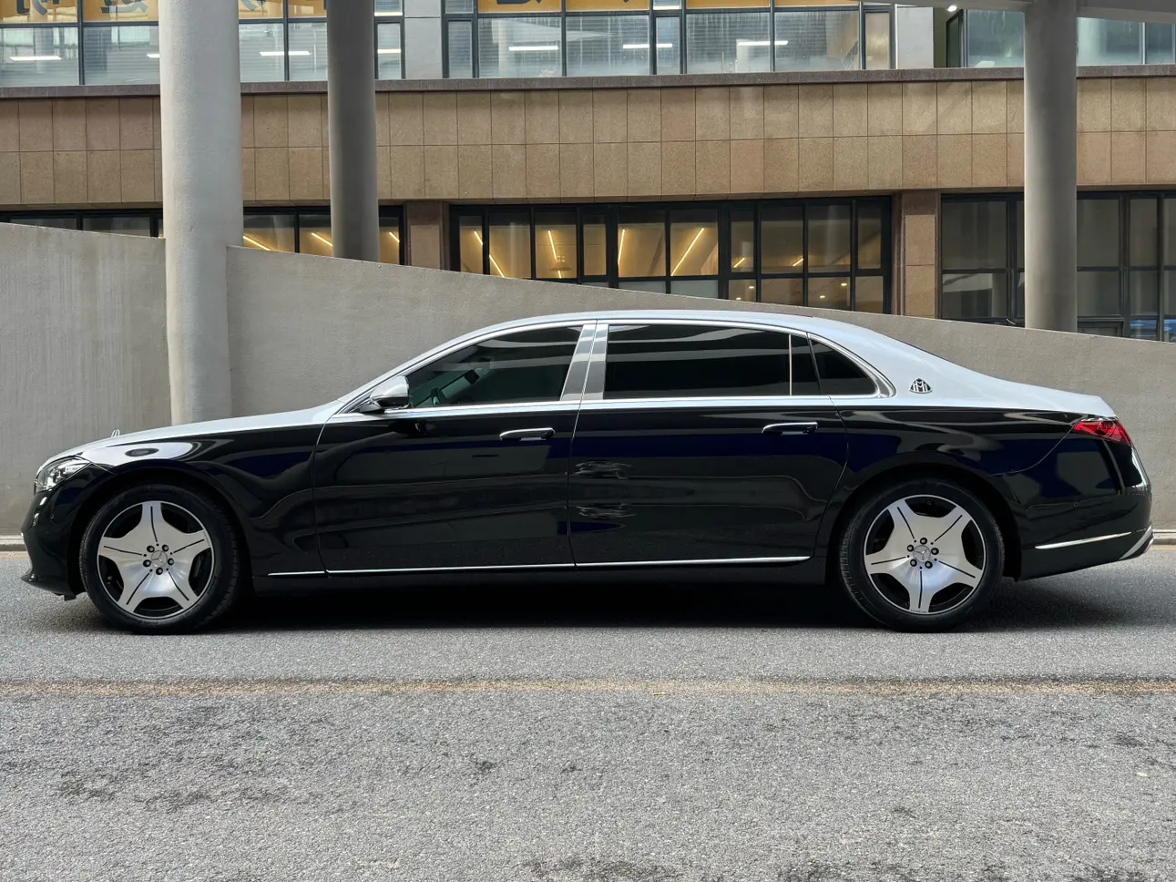 Mercedes-Benz Maybach S-Class