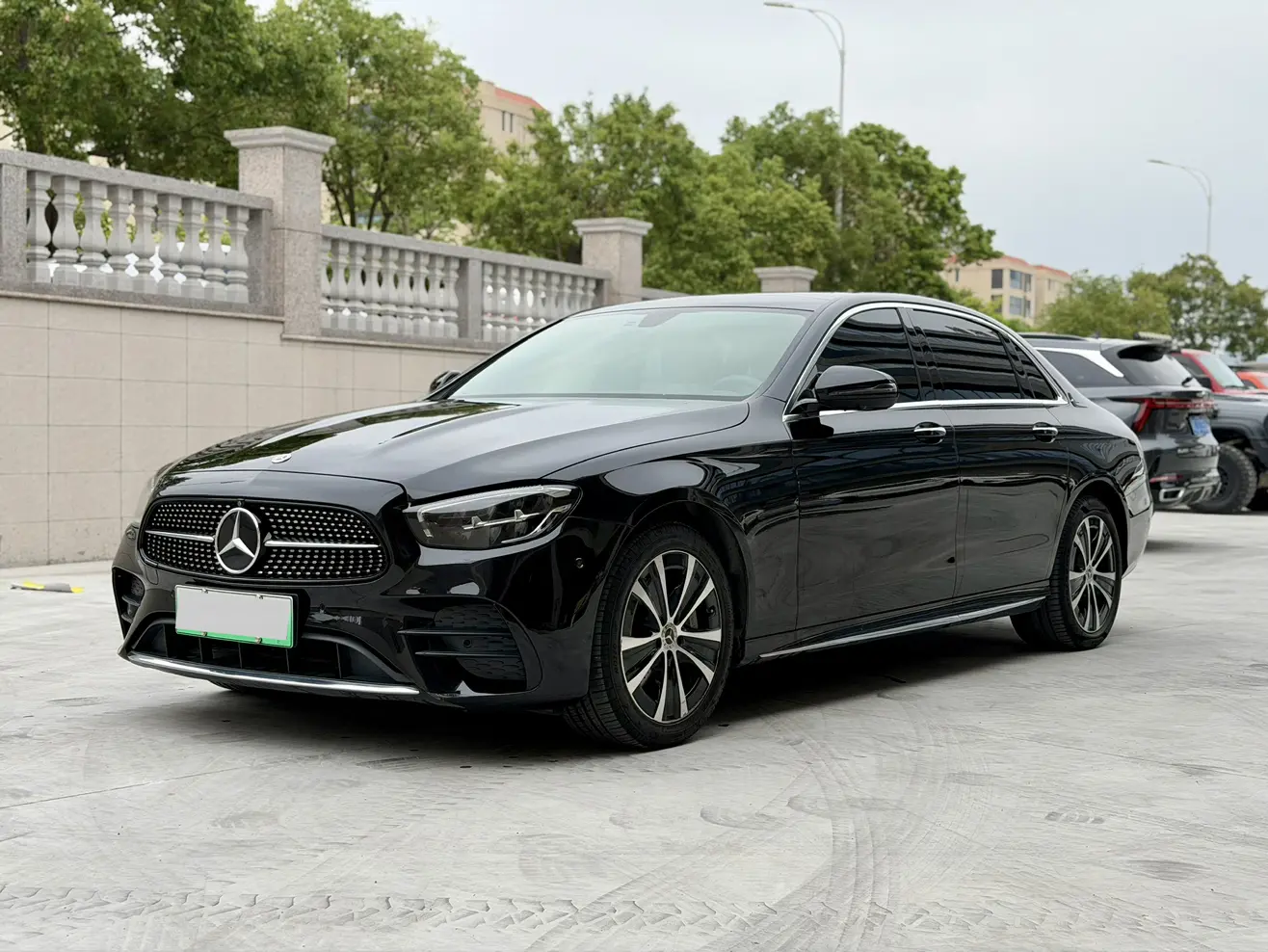 Mercedes-Benz E-Class PHEV