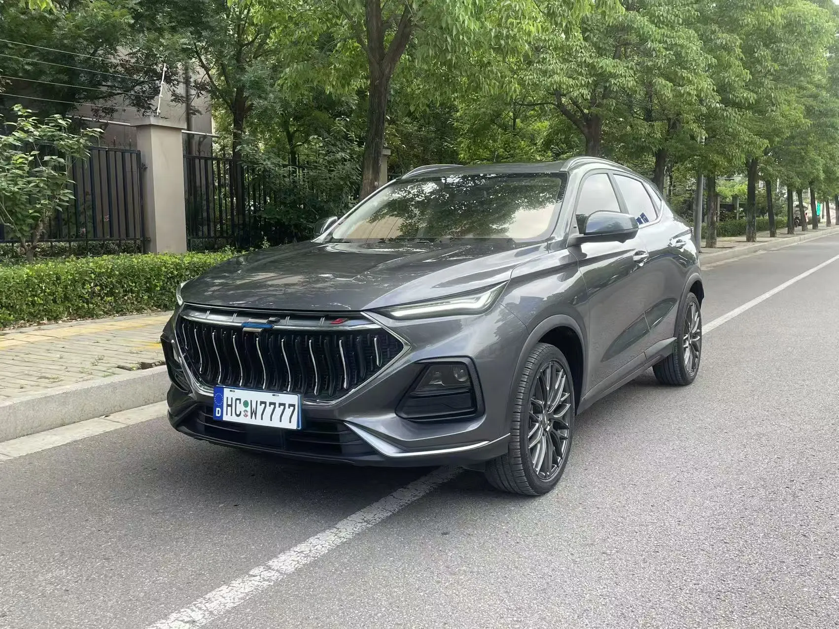 Oshan Changan Auchan X5