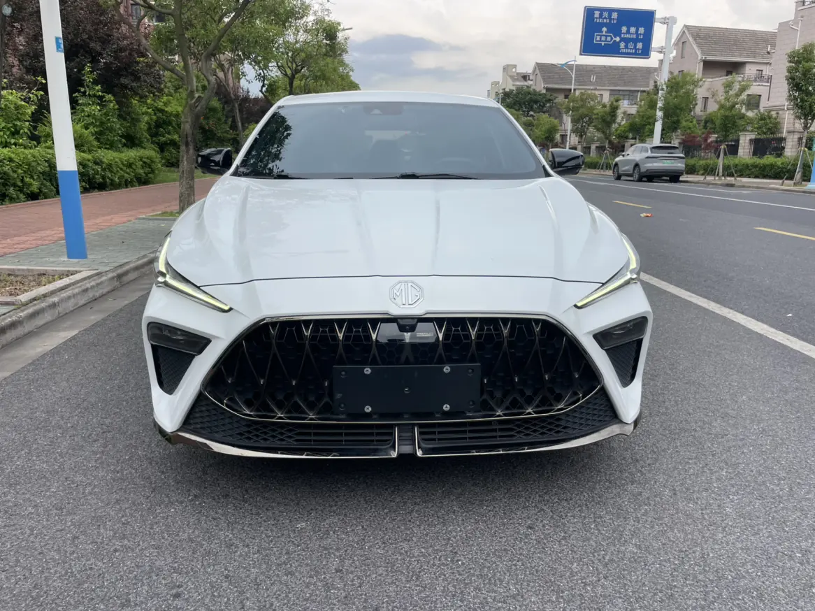 MG 5 Scorpio