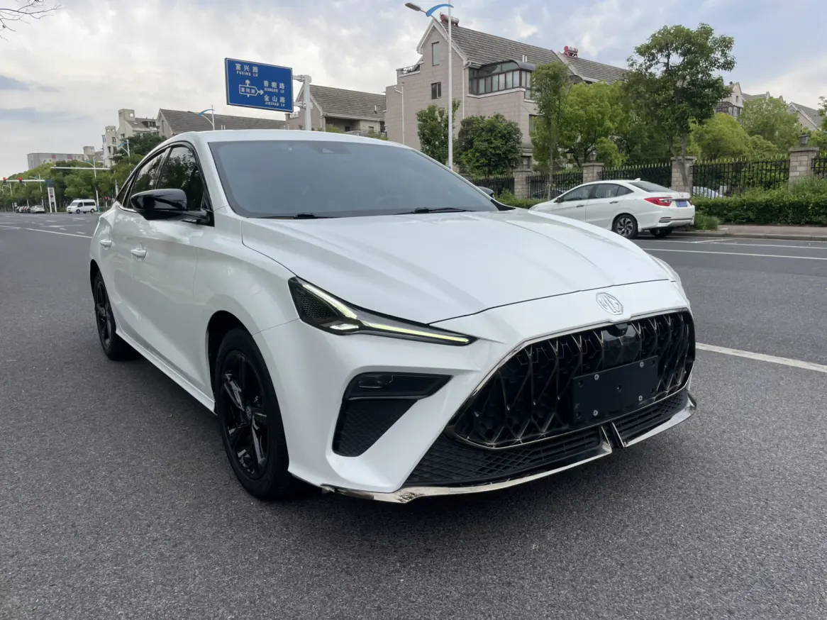 MG 5 Scorpio