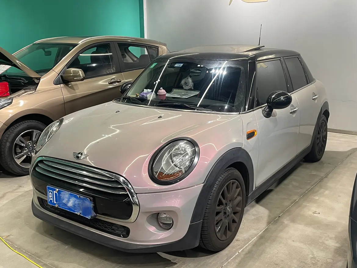 MINI 