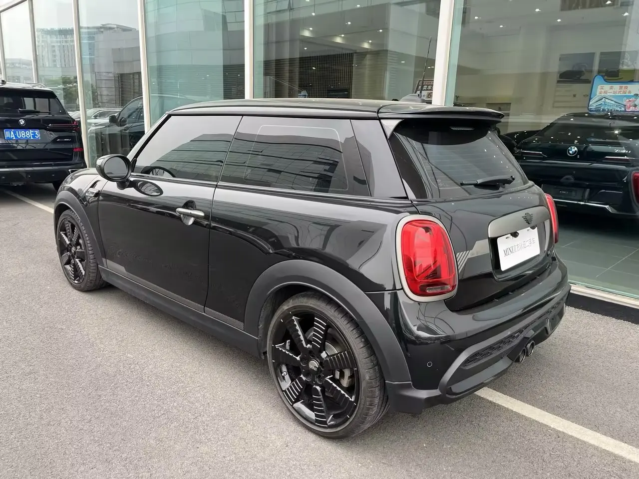 MINI 