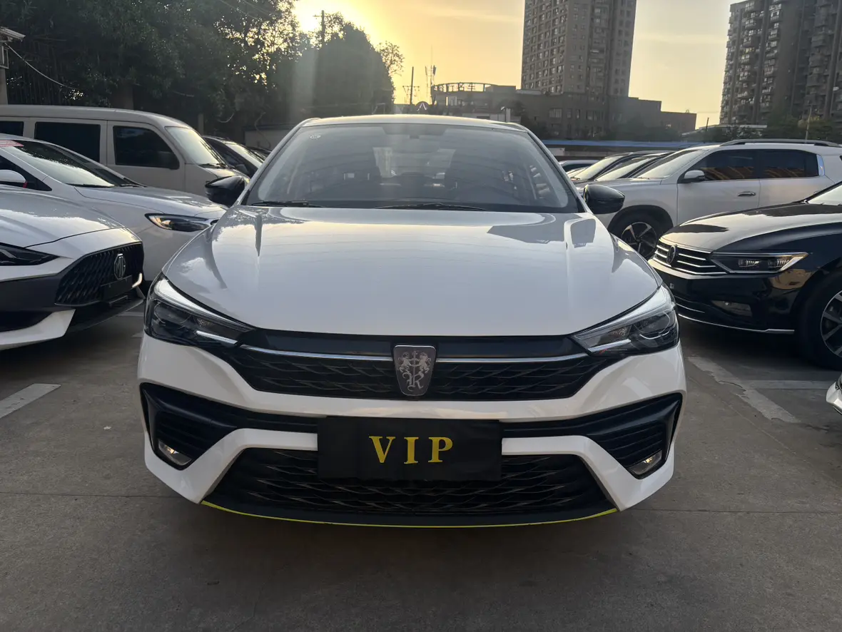 Roewe i5