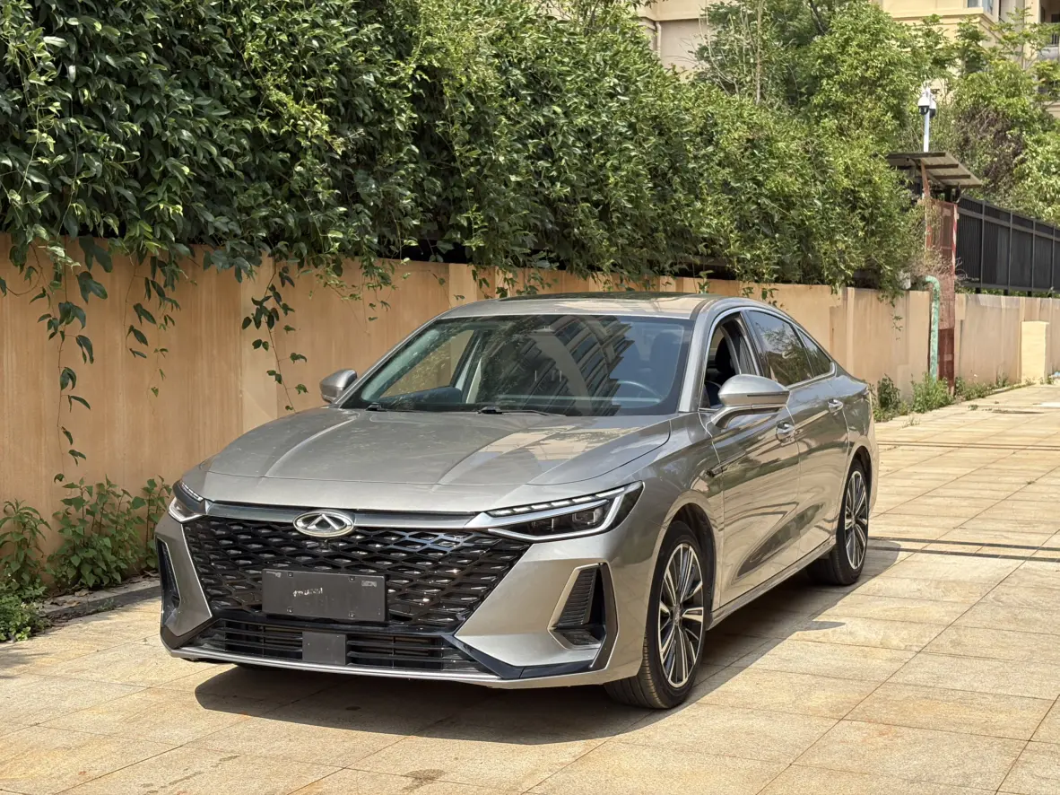 Chery Arrizo 8