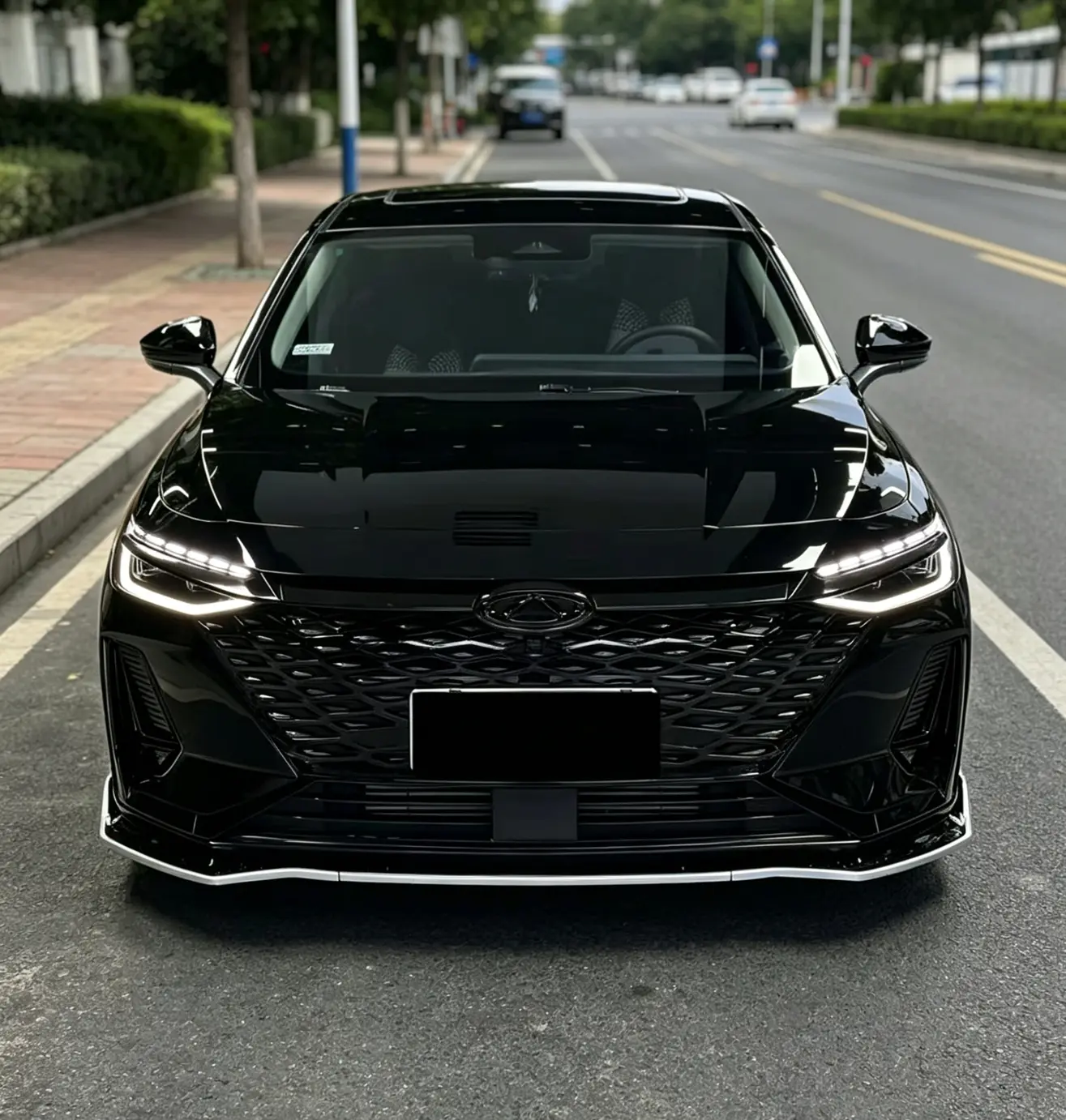 Chery Arrizo 8