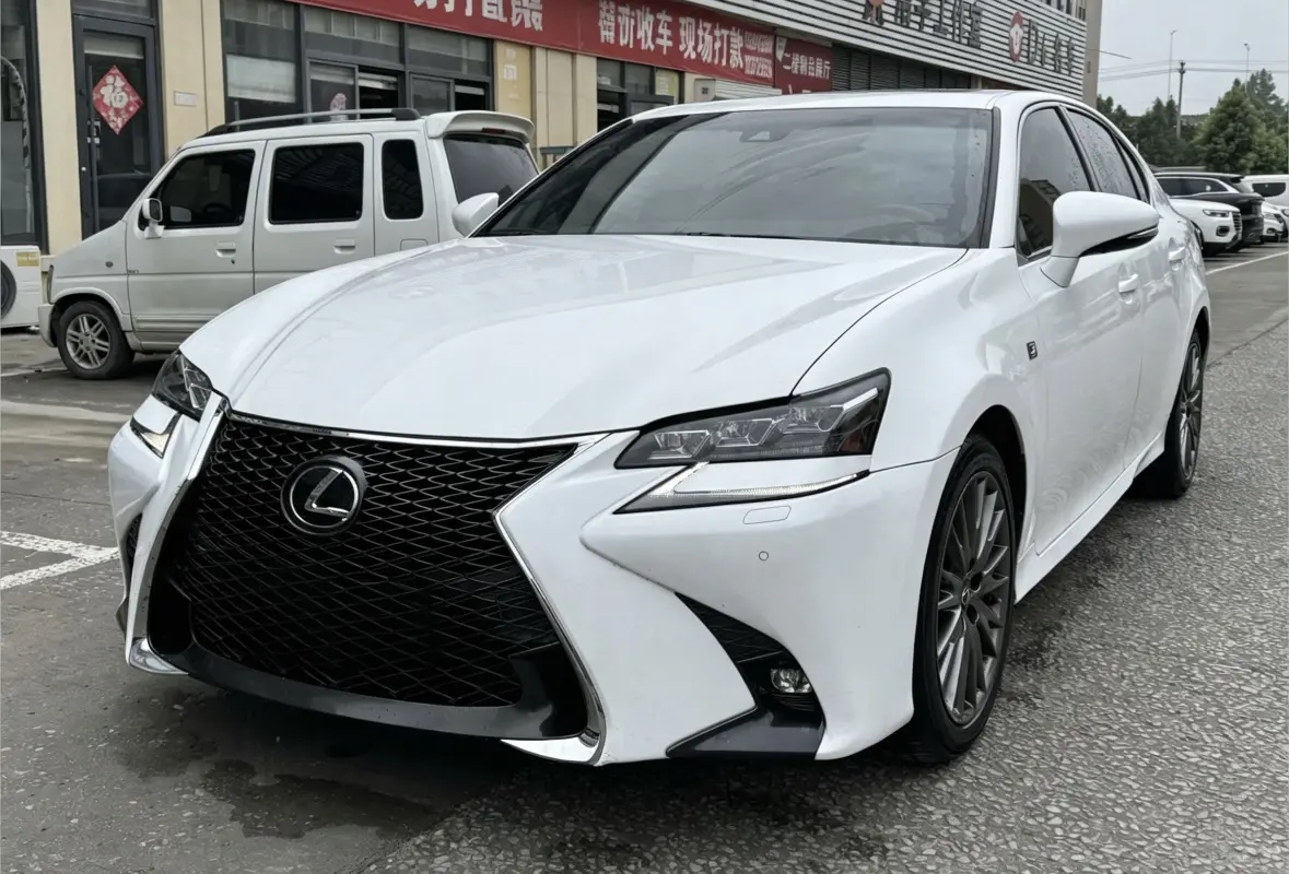 Lexus GS