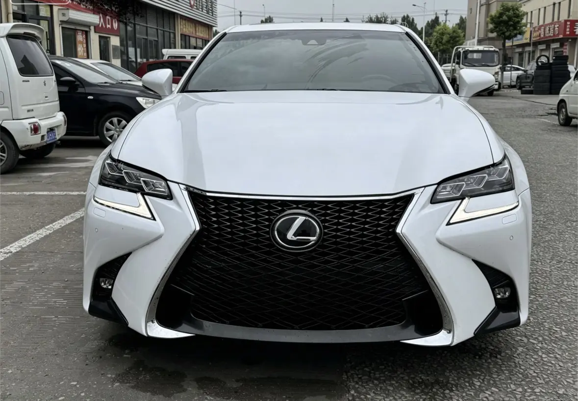 Lexus GS