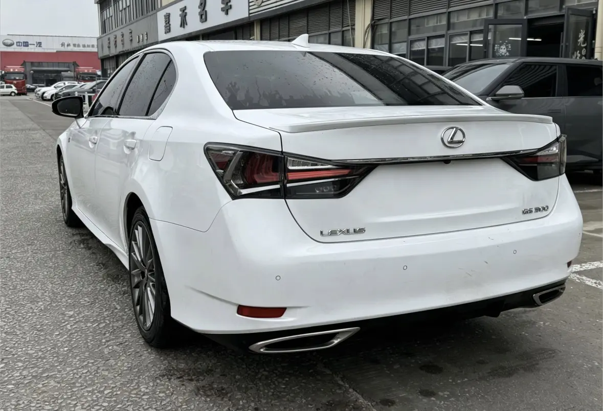 Lexus GS