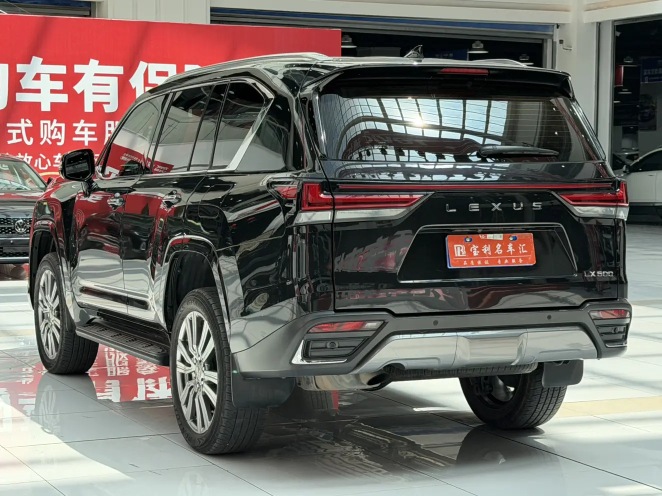 Lexus LX