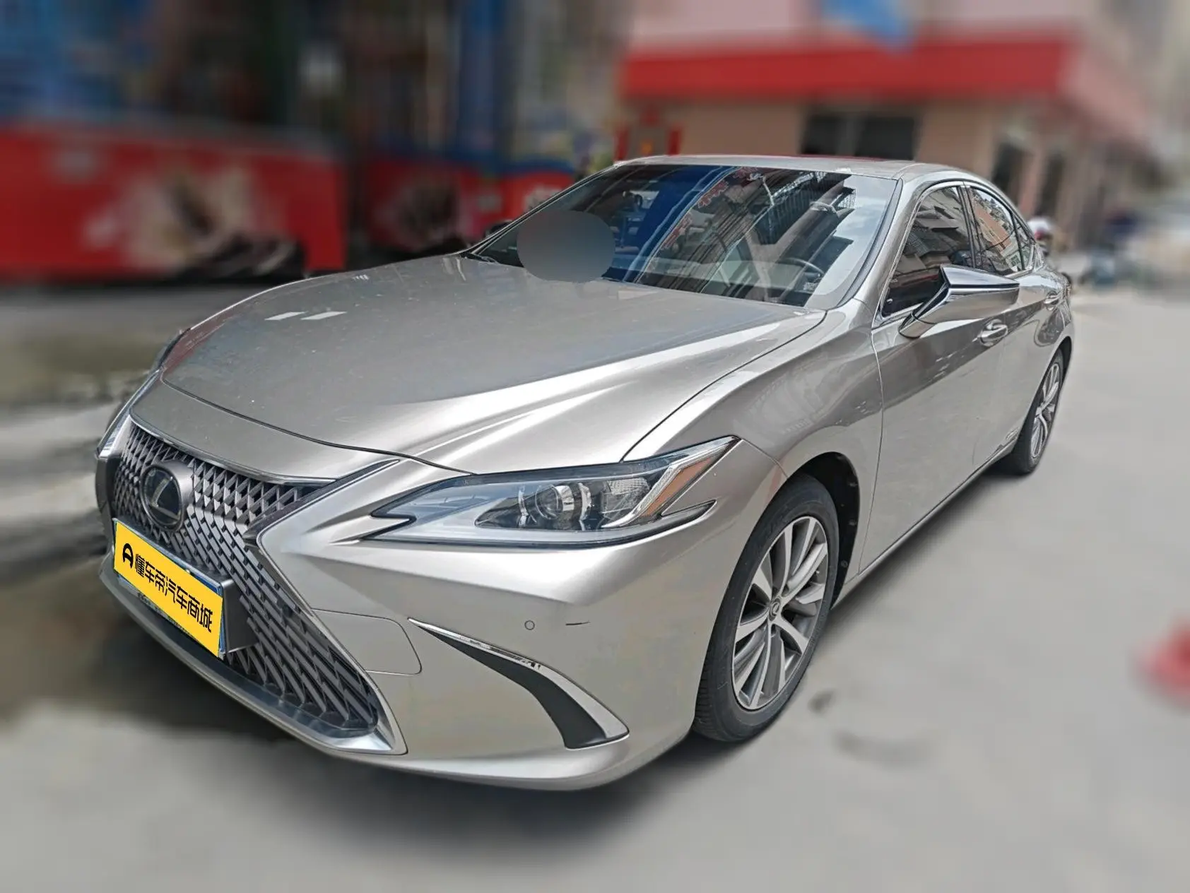 Lexus ES