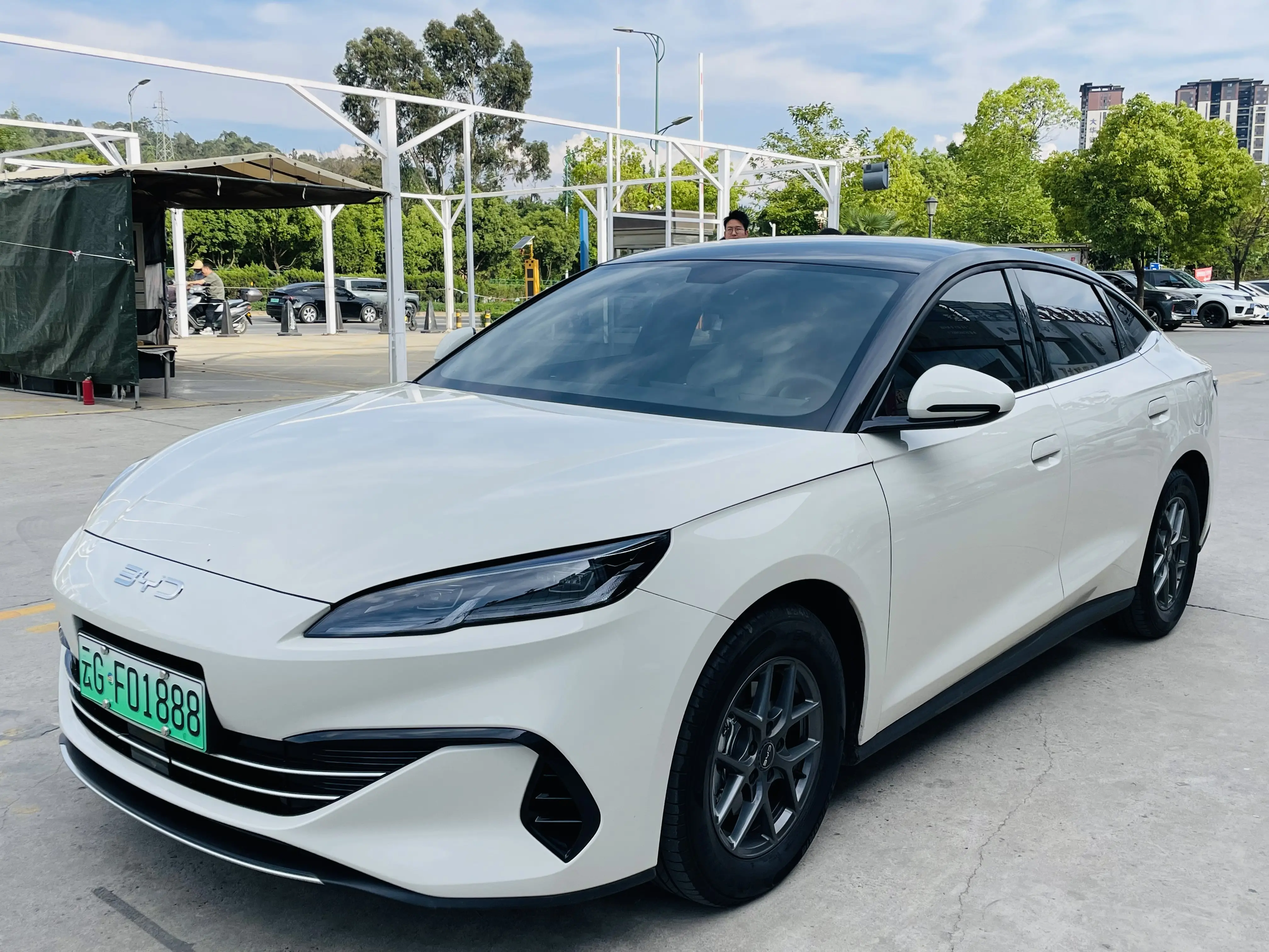 BYD Seal 06DM