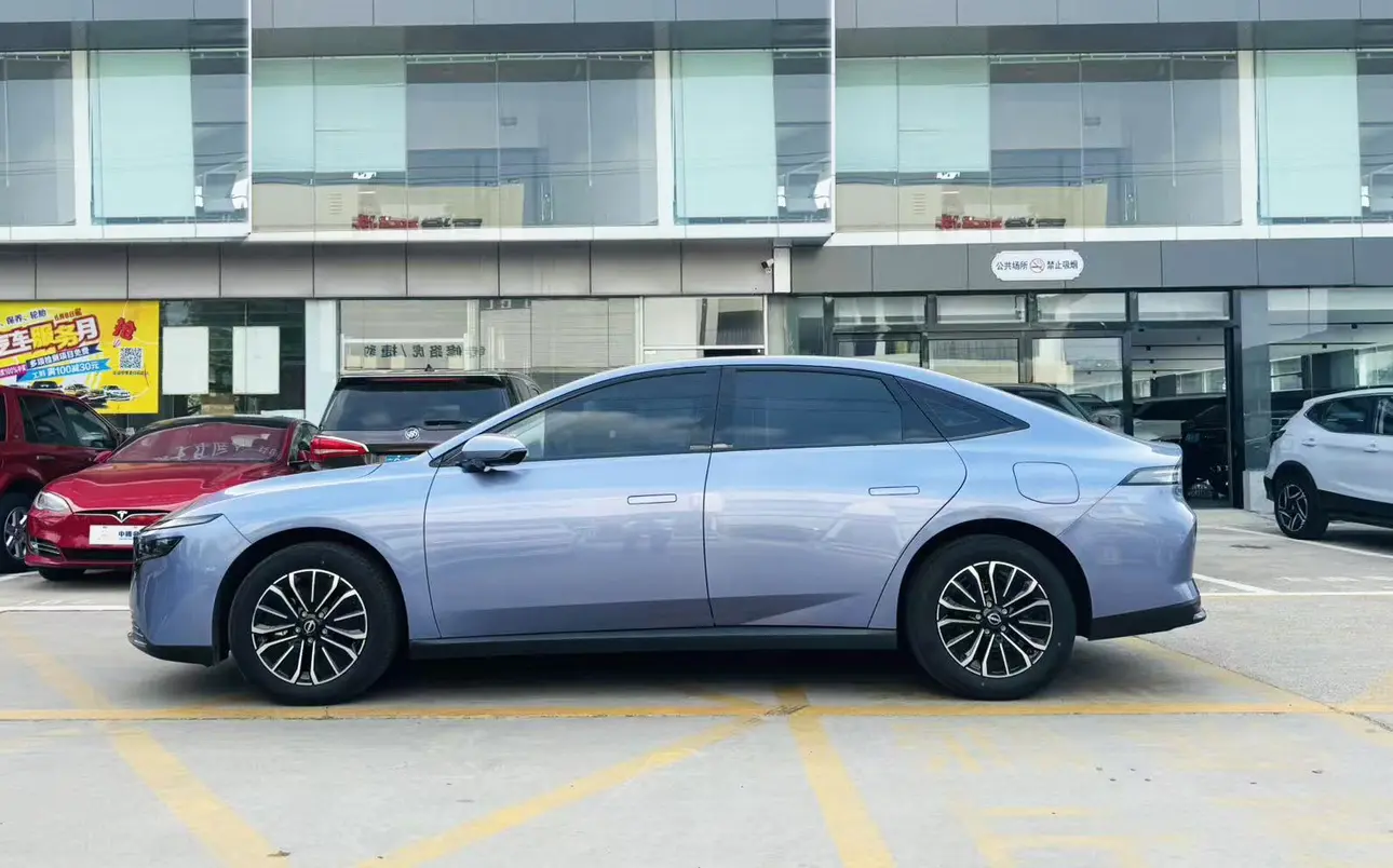 Nissan N6