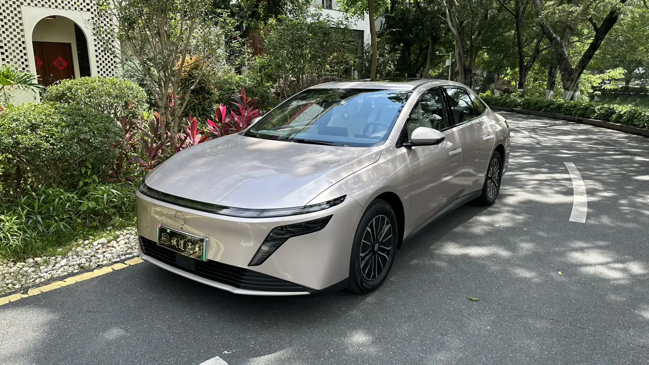 Nissan N6