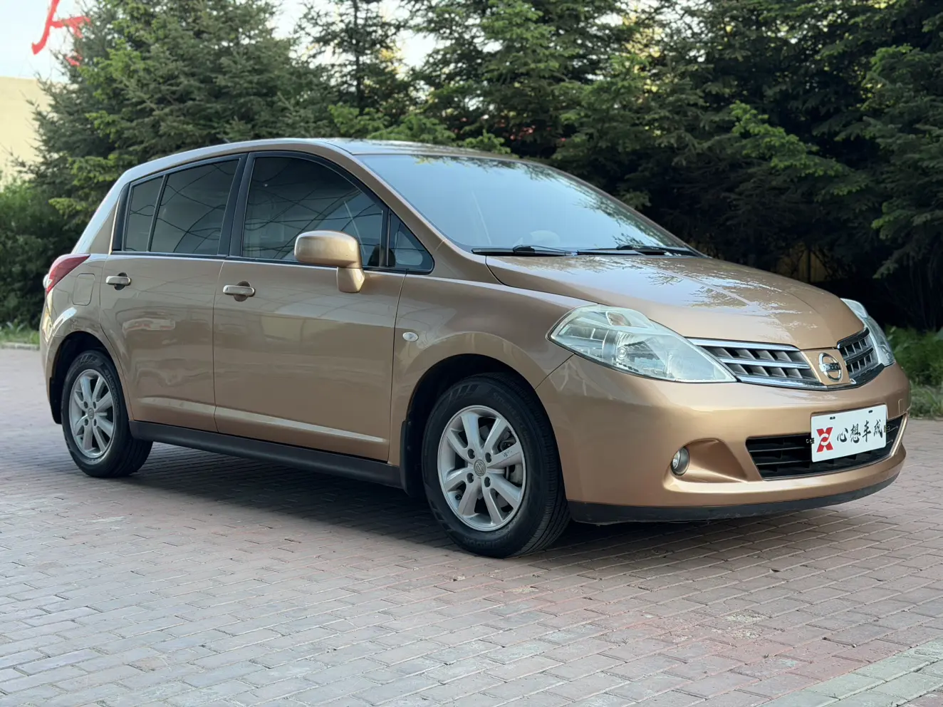 Nissan Tiida