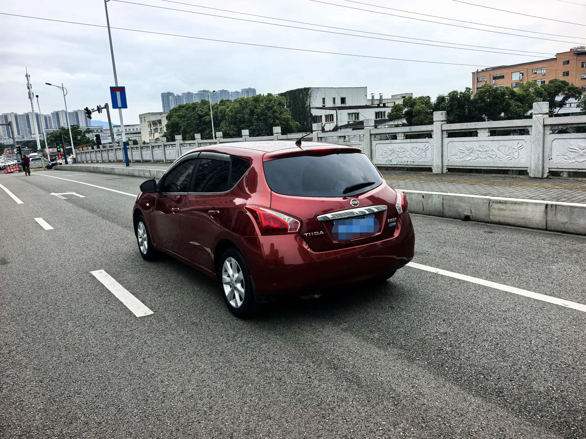 Nissan Tiida