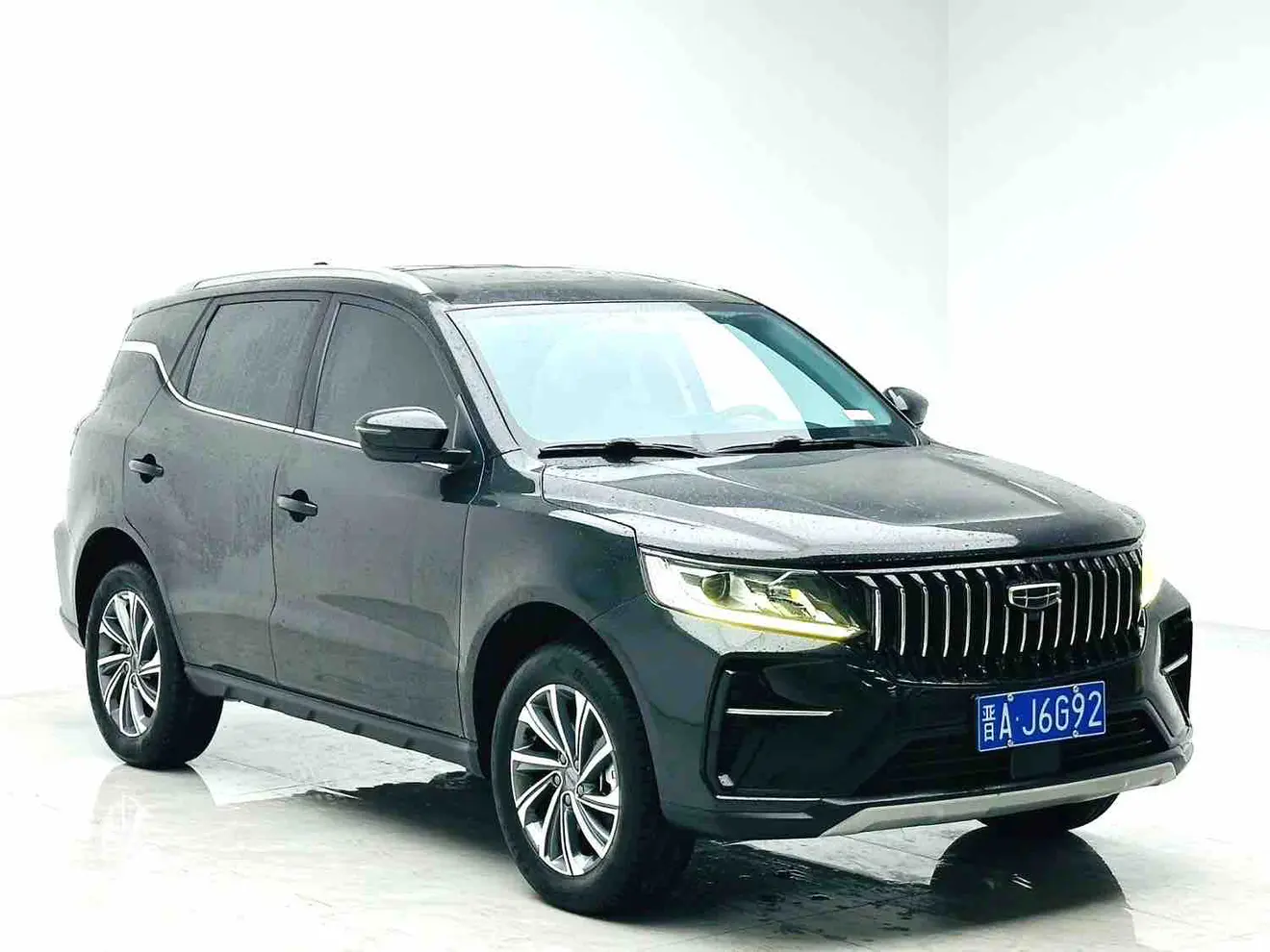 Geely Vision X6