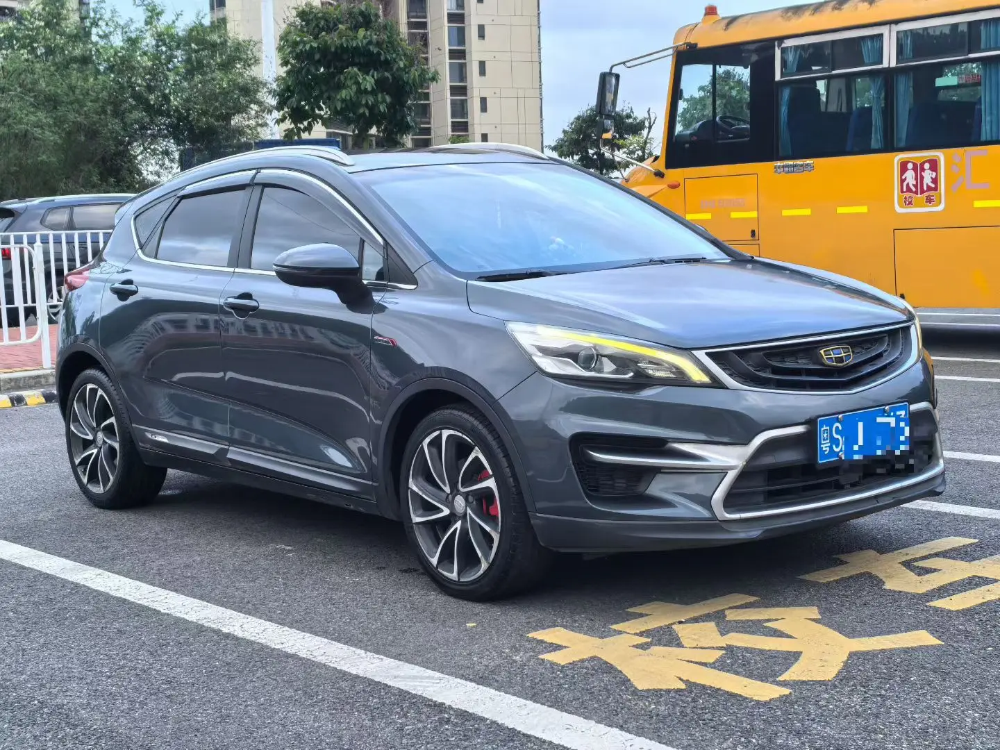 Geely Emgrand GS