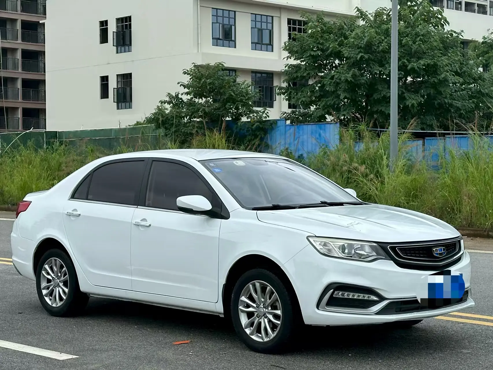 Geely Vision