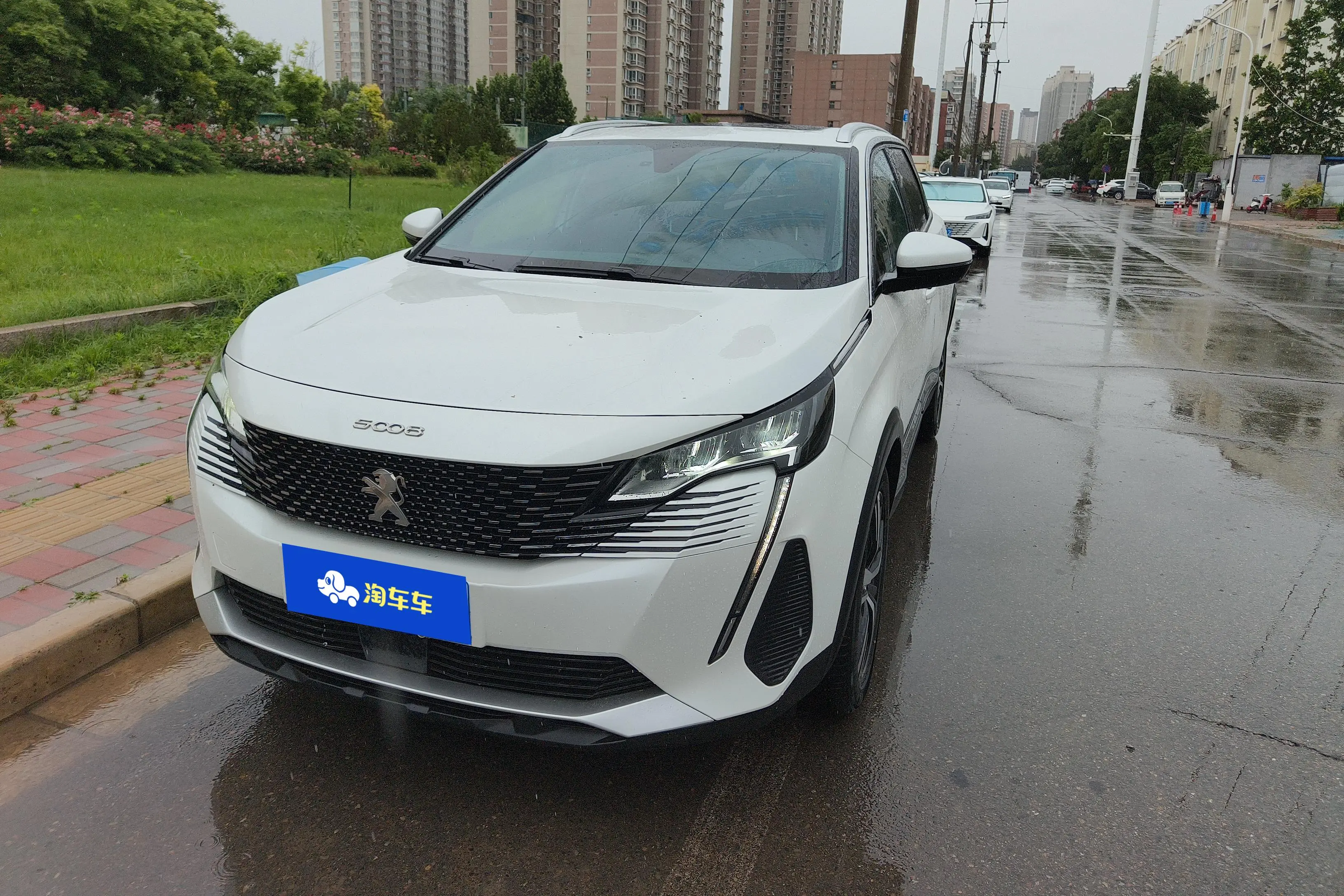 Peugeot 5008