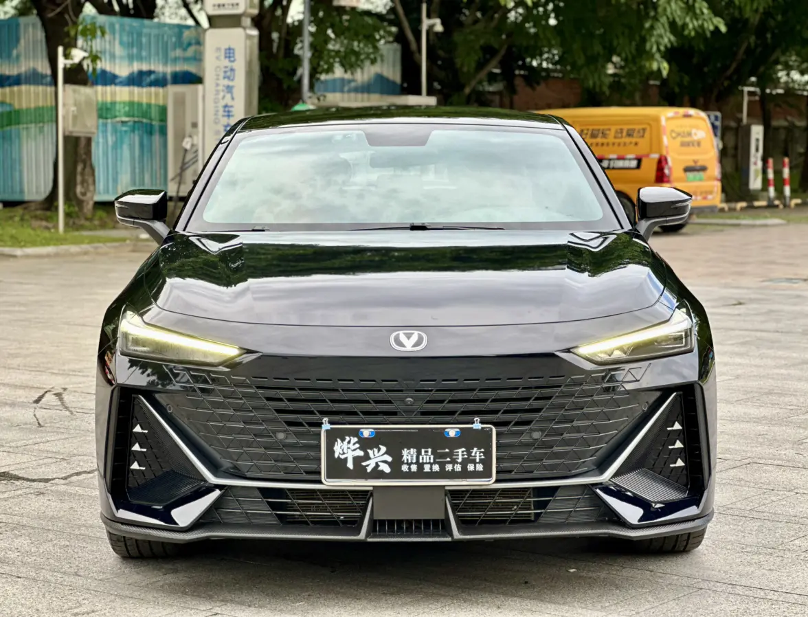 Changan Changan UNI-V  из Китая