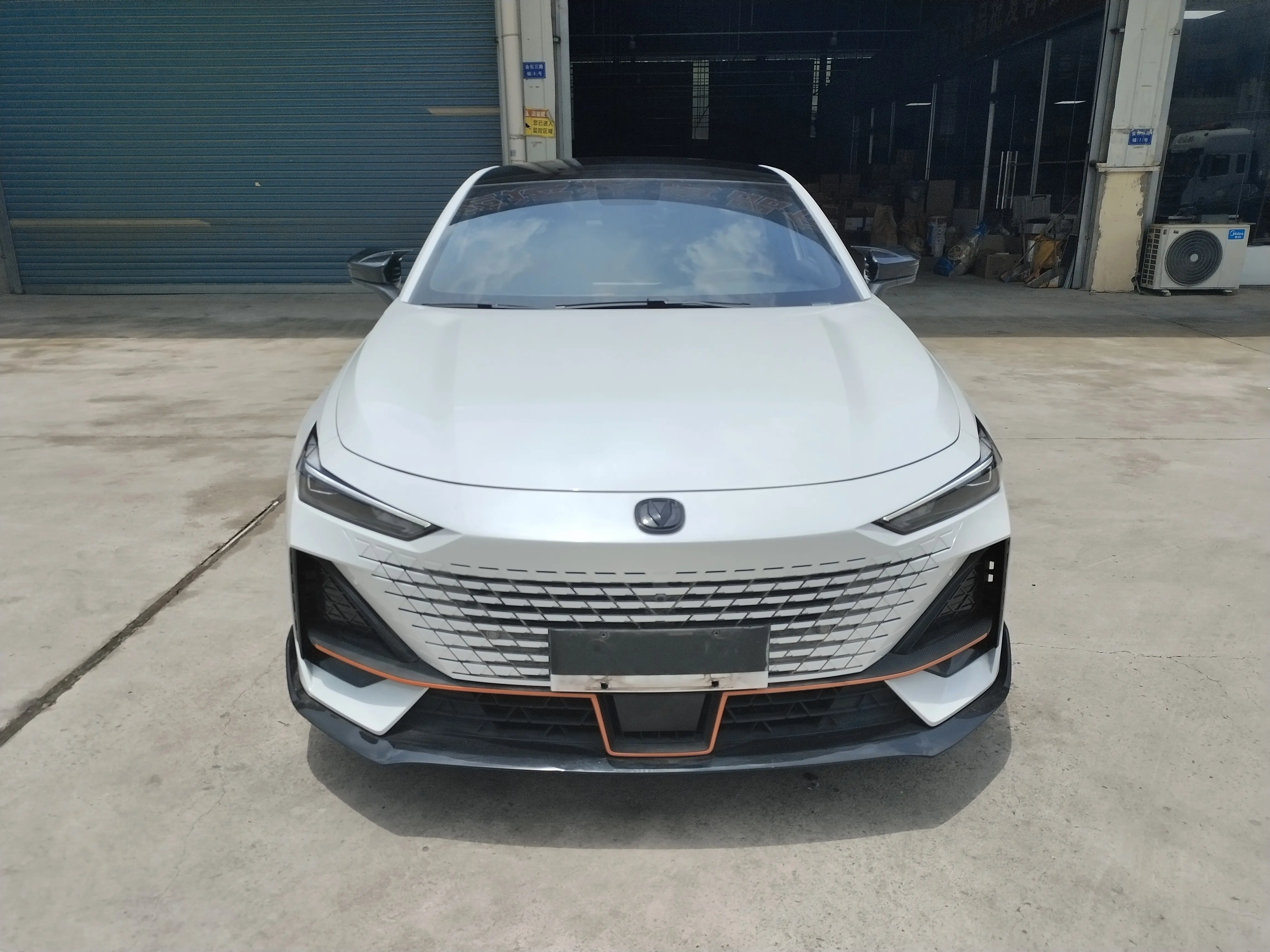 Changan UNI-V