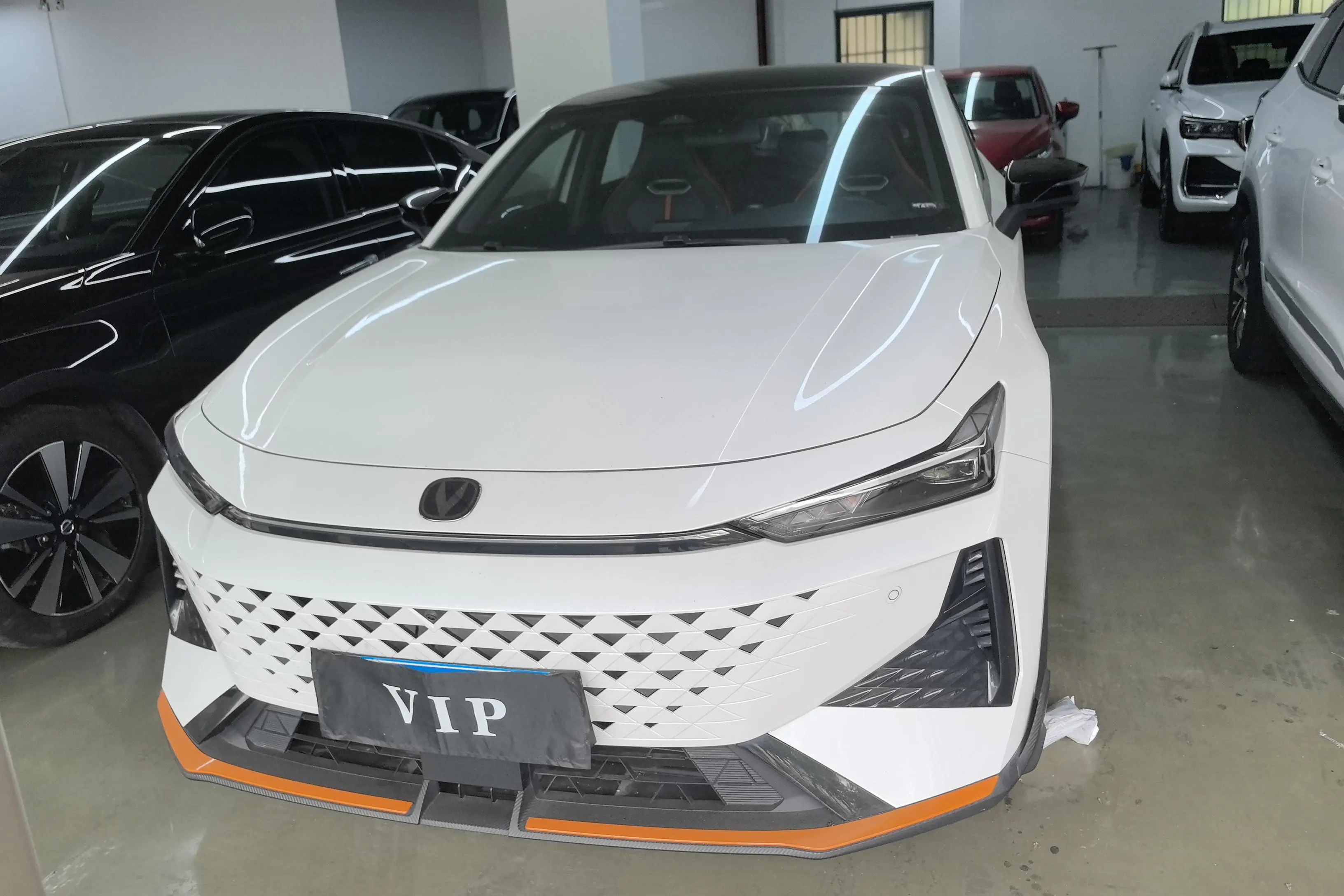 Changan UNI-V