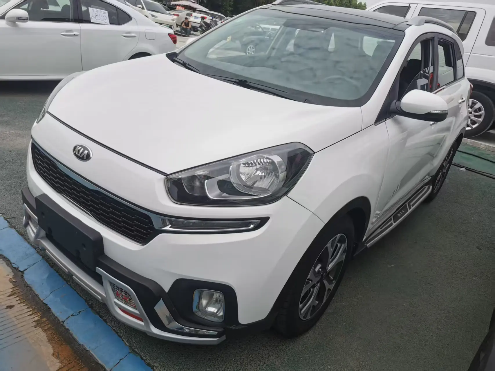 Kia Run proudly