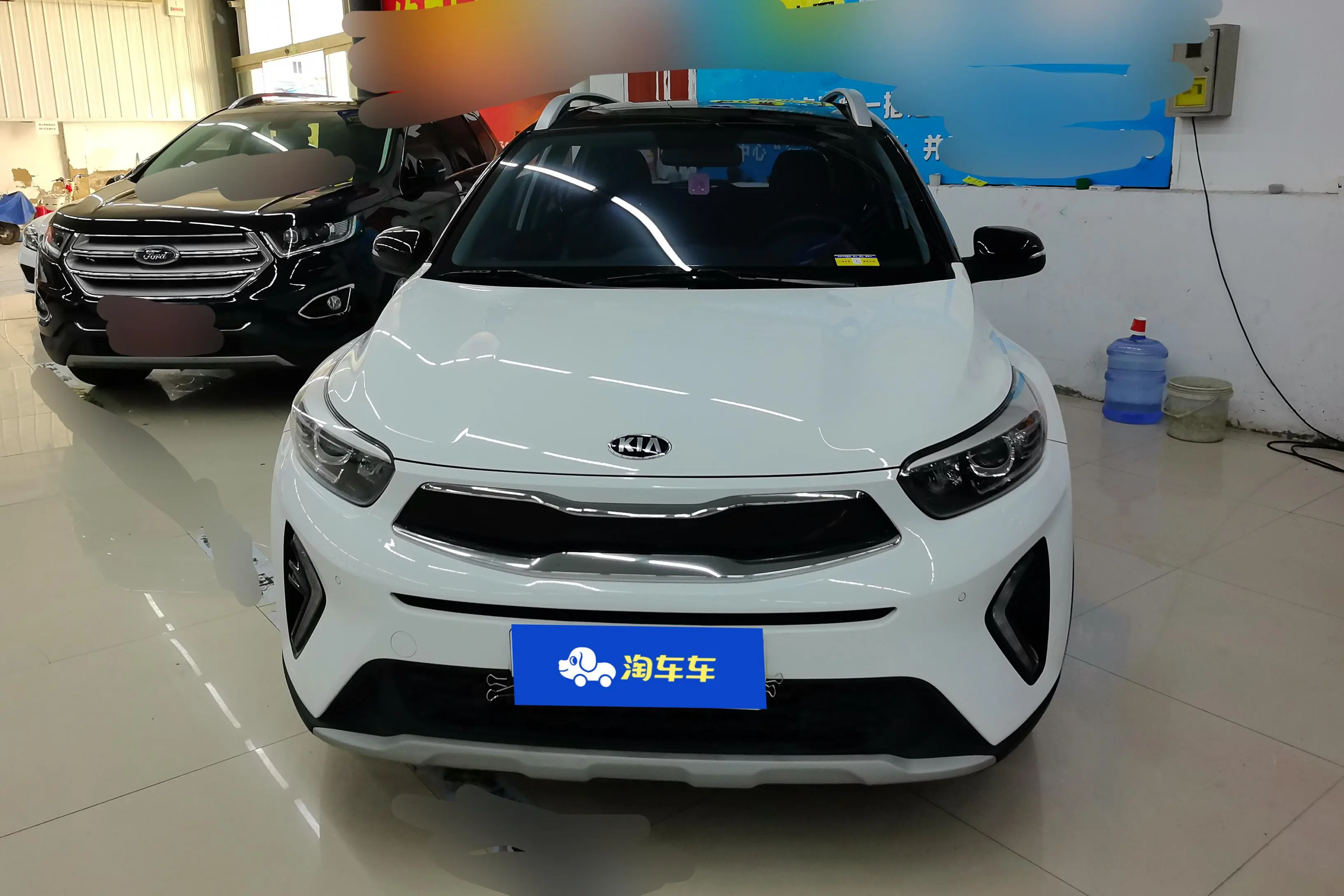 Kia KX1