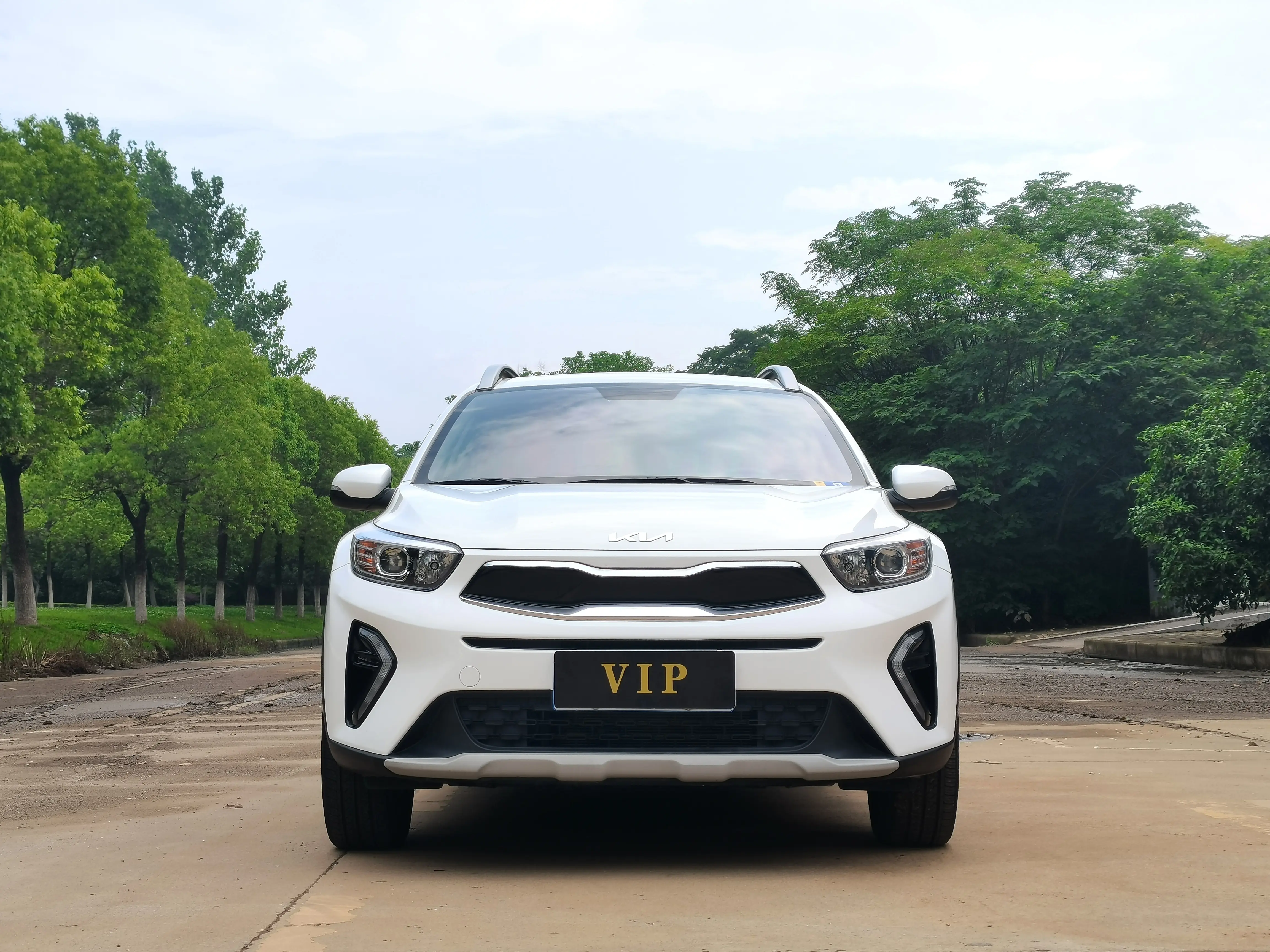 Kia KX1