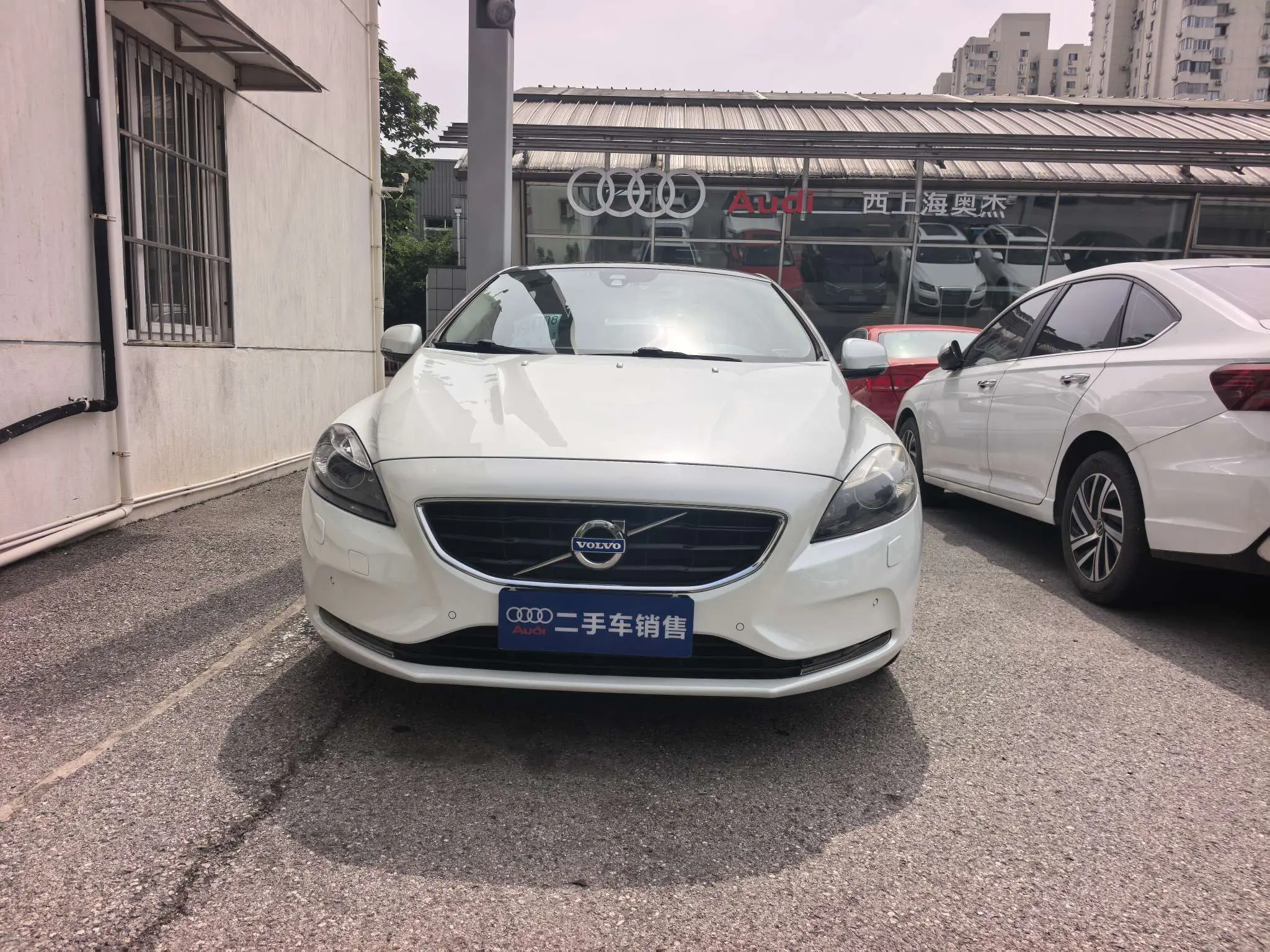Volvo V40