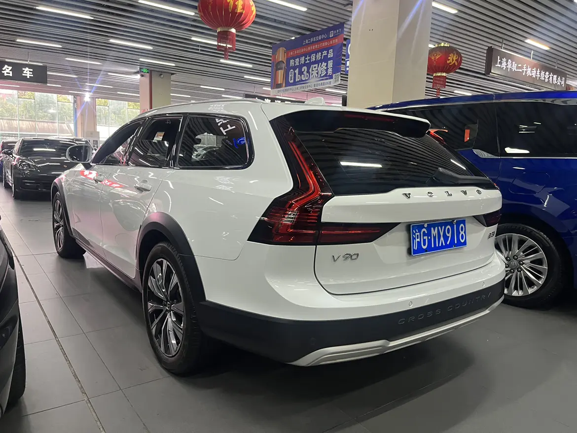 Volvo V90