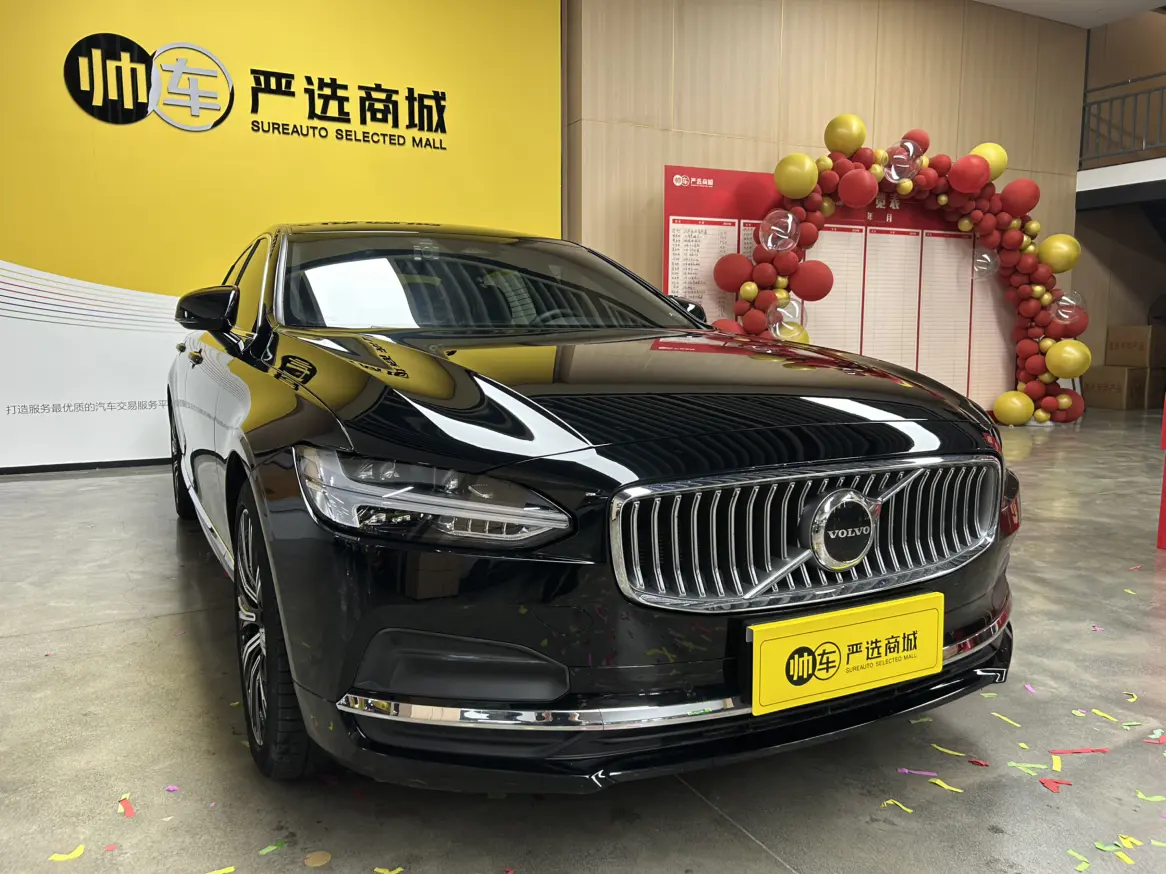 Volvo S90