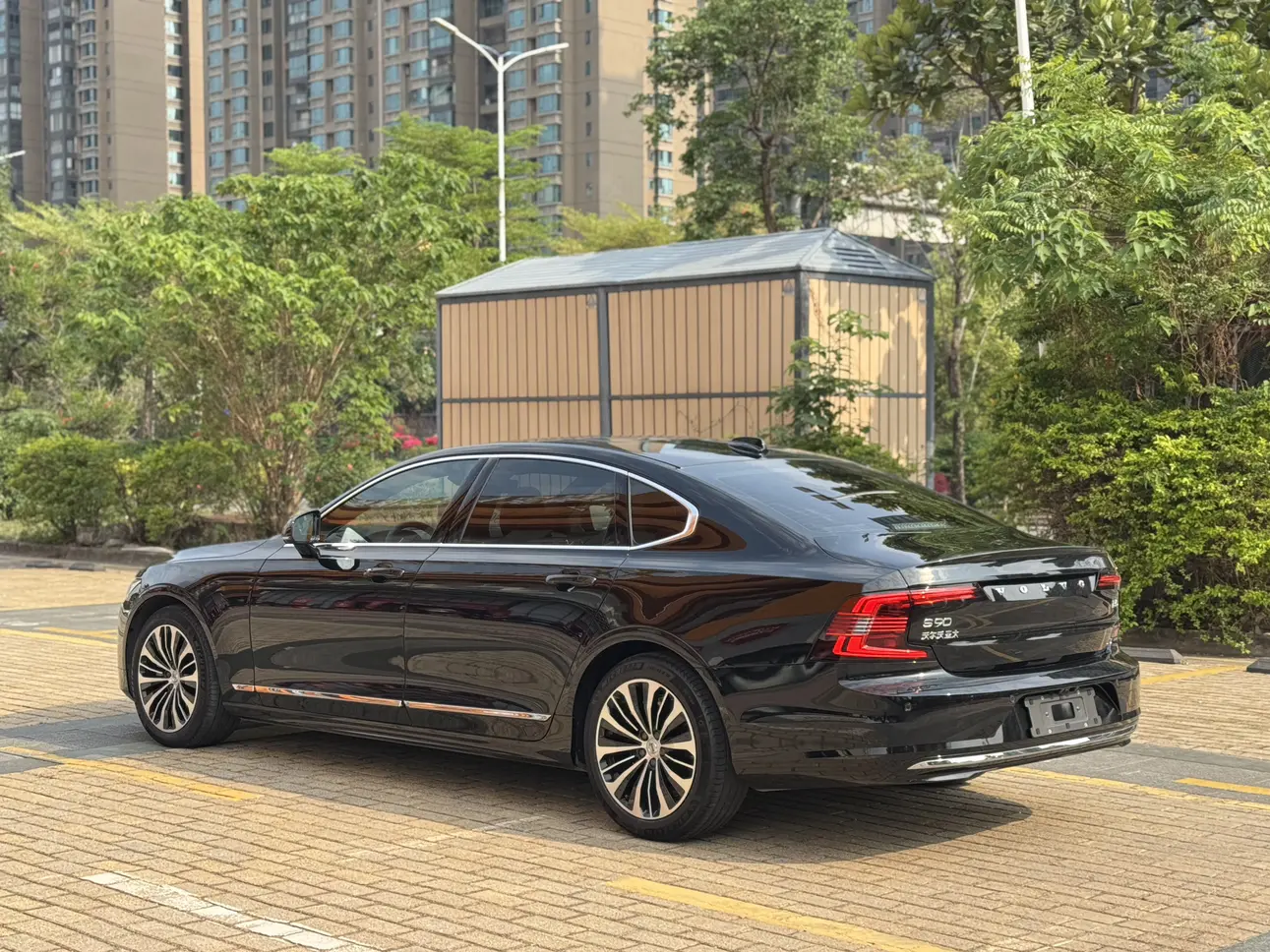 Volvo S90