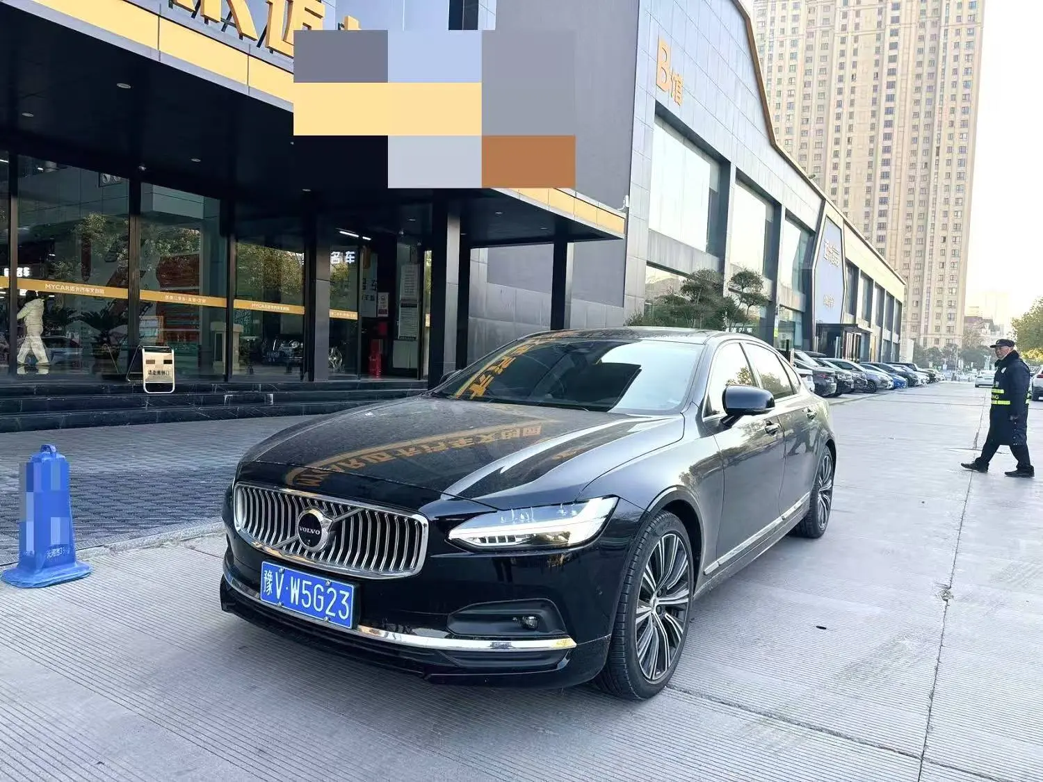 Volvo S90