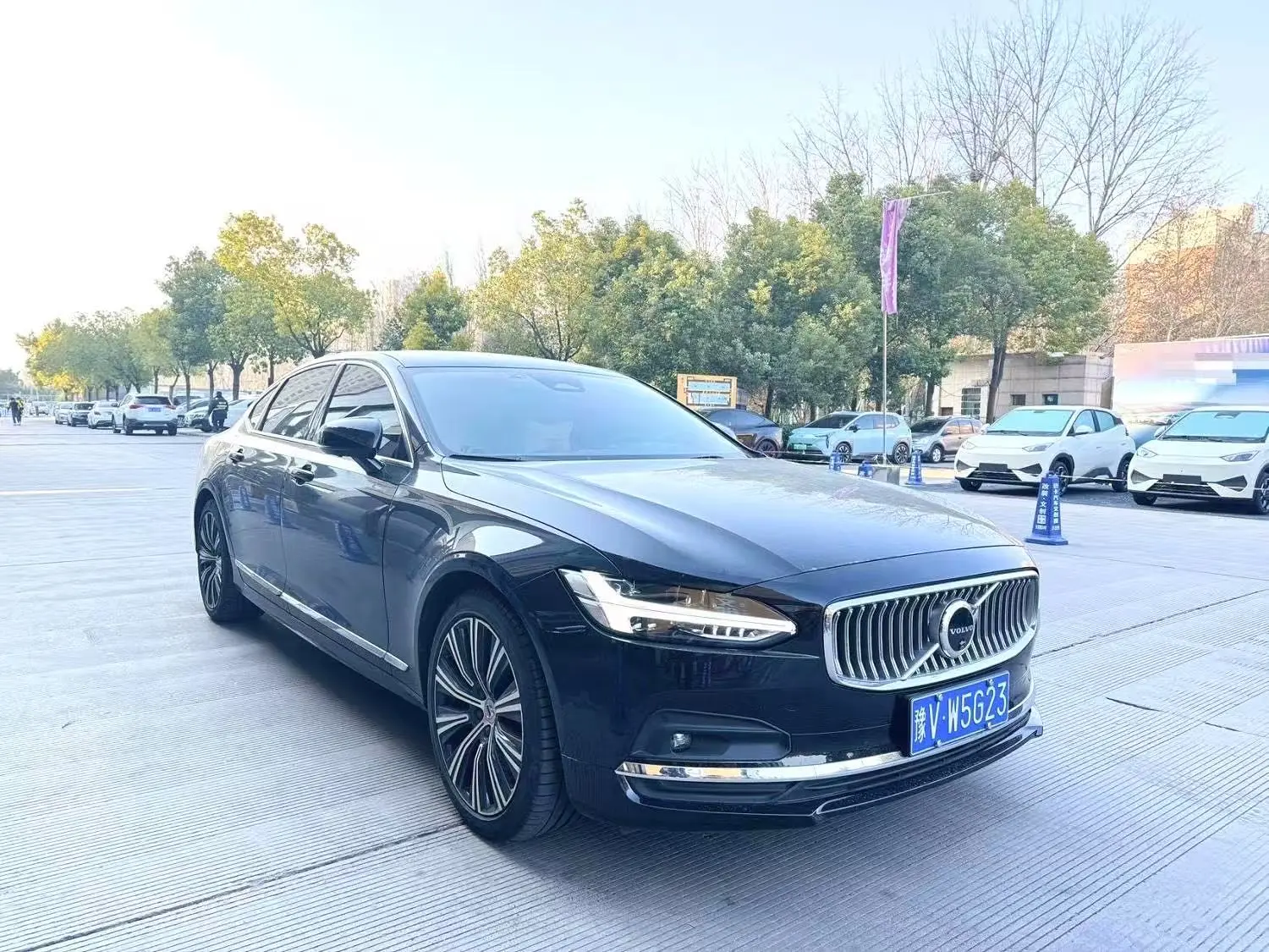 Volvo S90