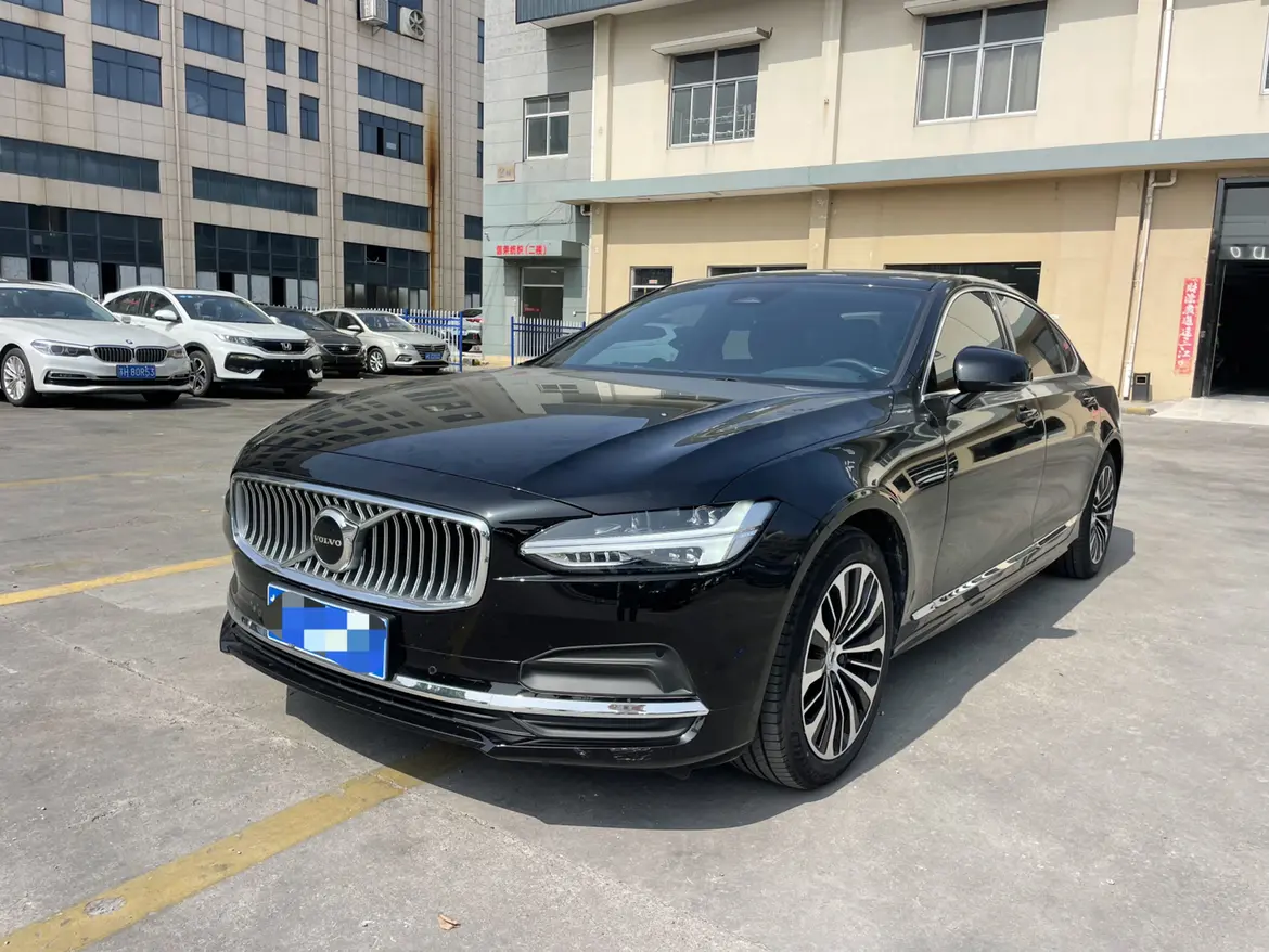 Volvo S90