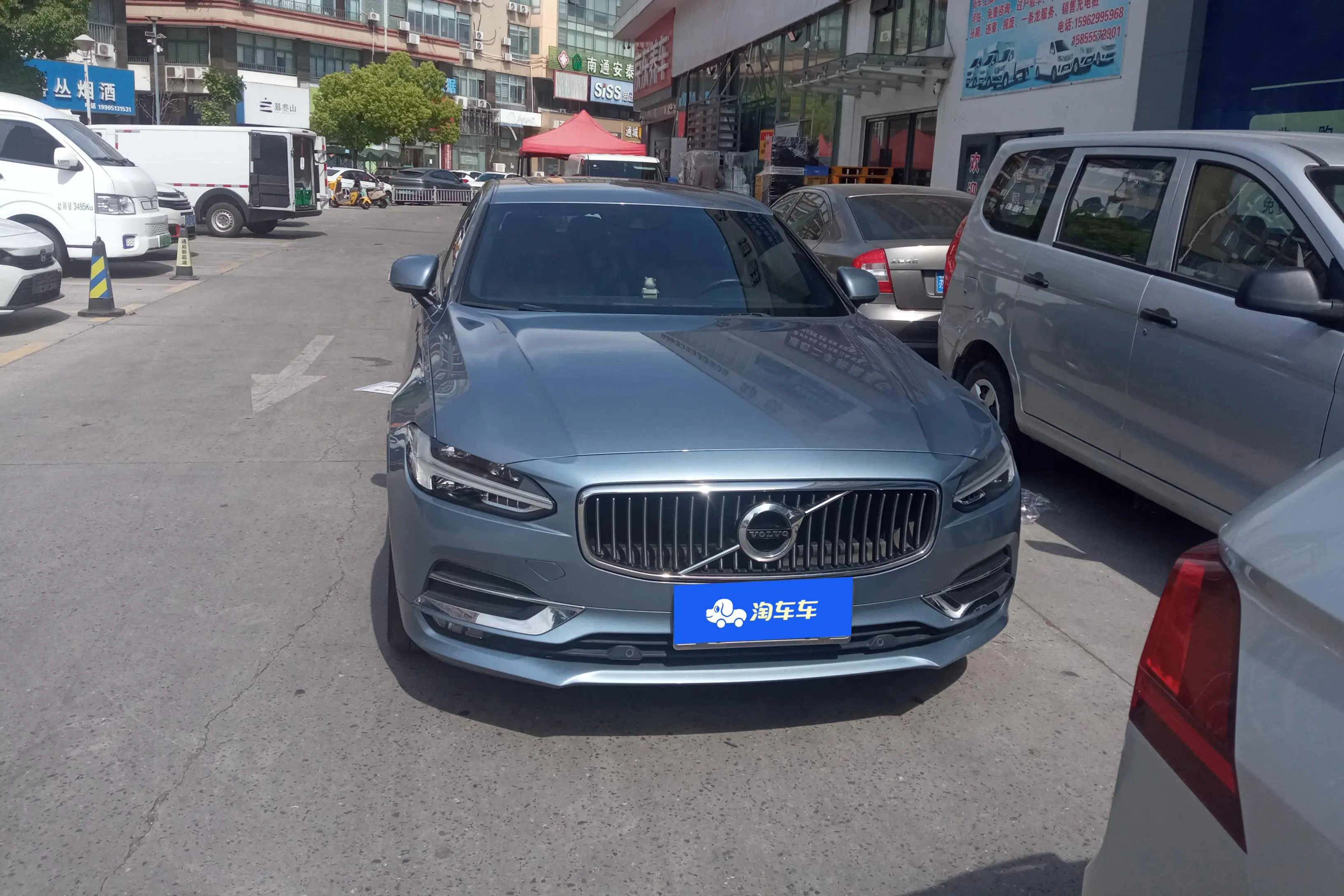 Volvo S90
