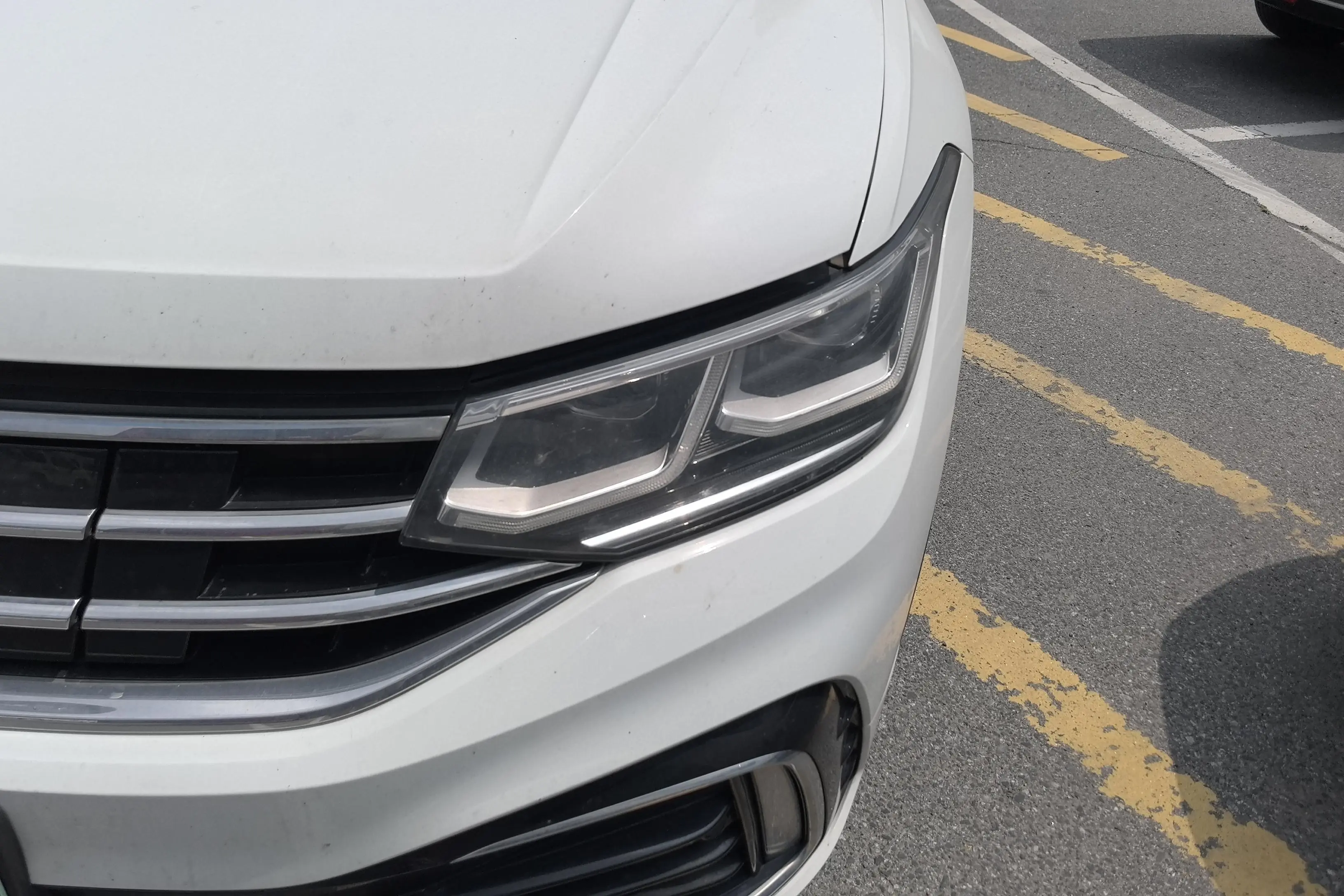 Volkswagen Tiguan L PHEV