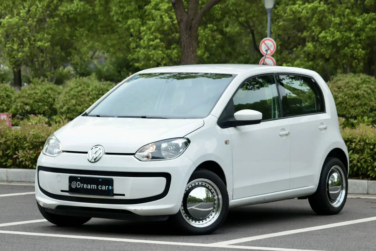 Volkswagen The public is up!