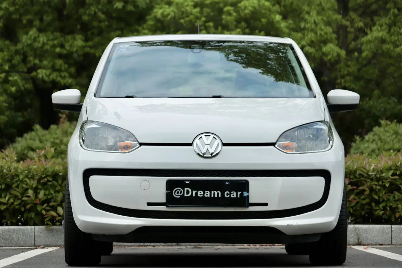 Volkswagen The public is up!