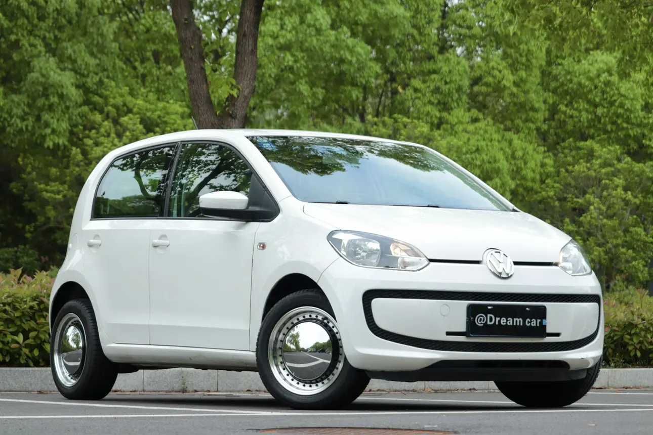 Volkswagen The public is up!