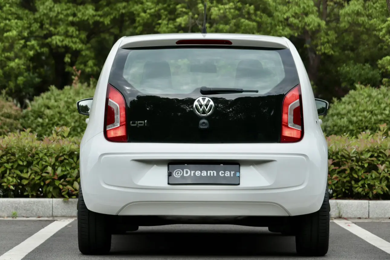 Volkswagen The public is up!